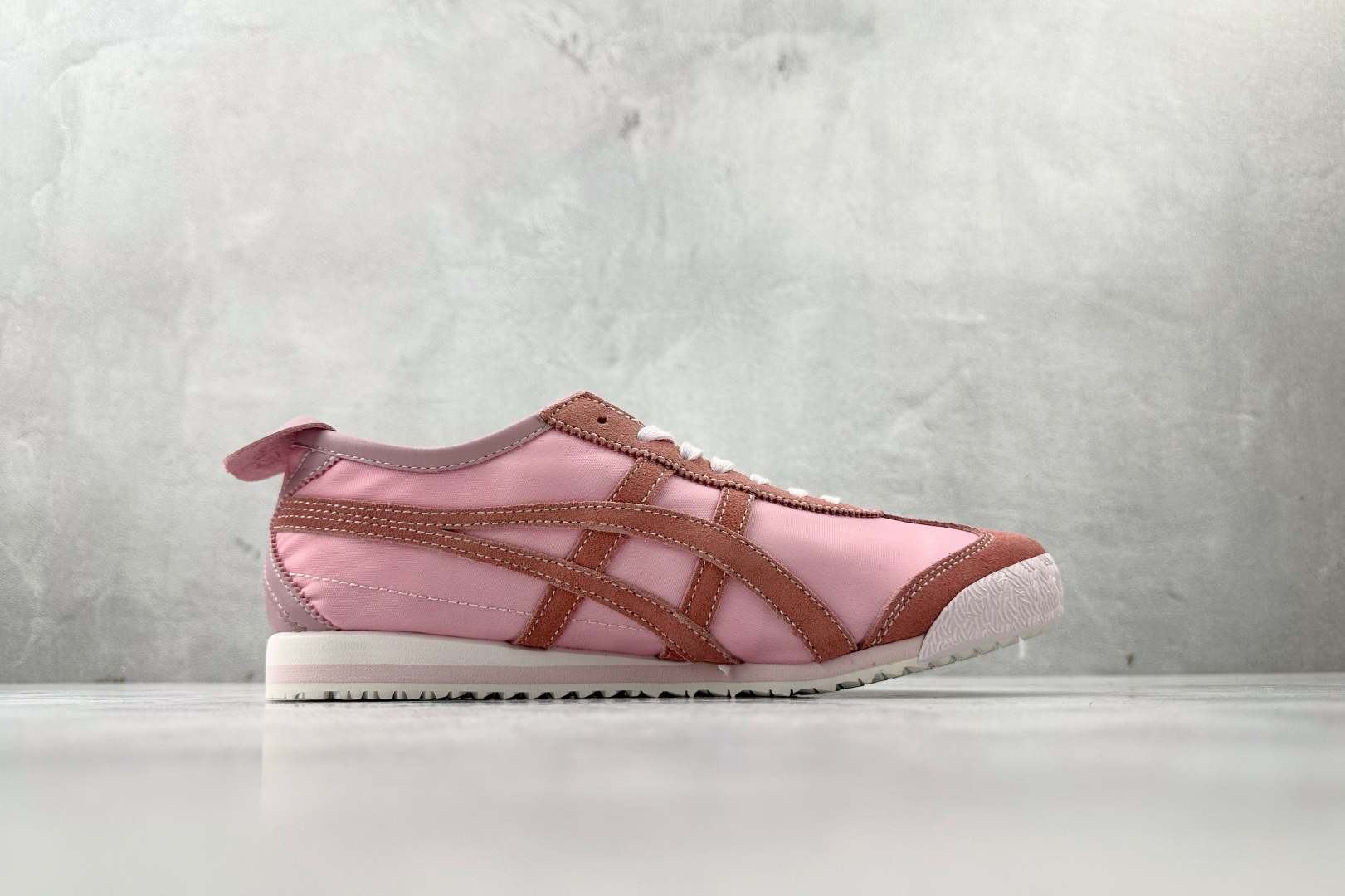 170 渠道特供 Onitsuka Tiger鬼塚虎 MEXICO 66 NM 粉色 1183C176-700