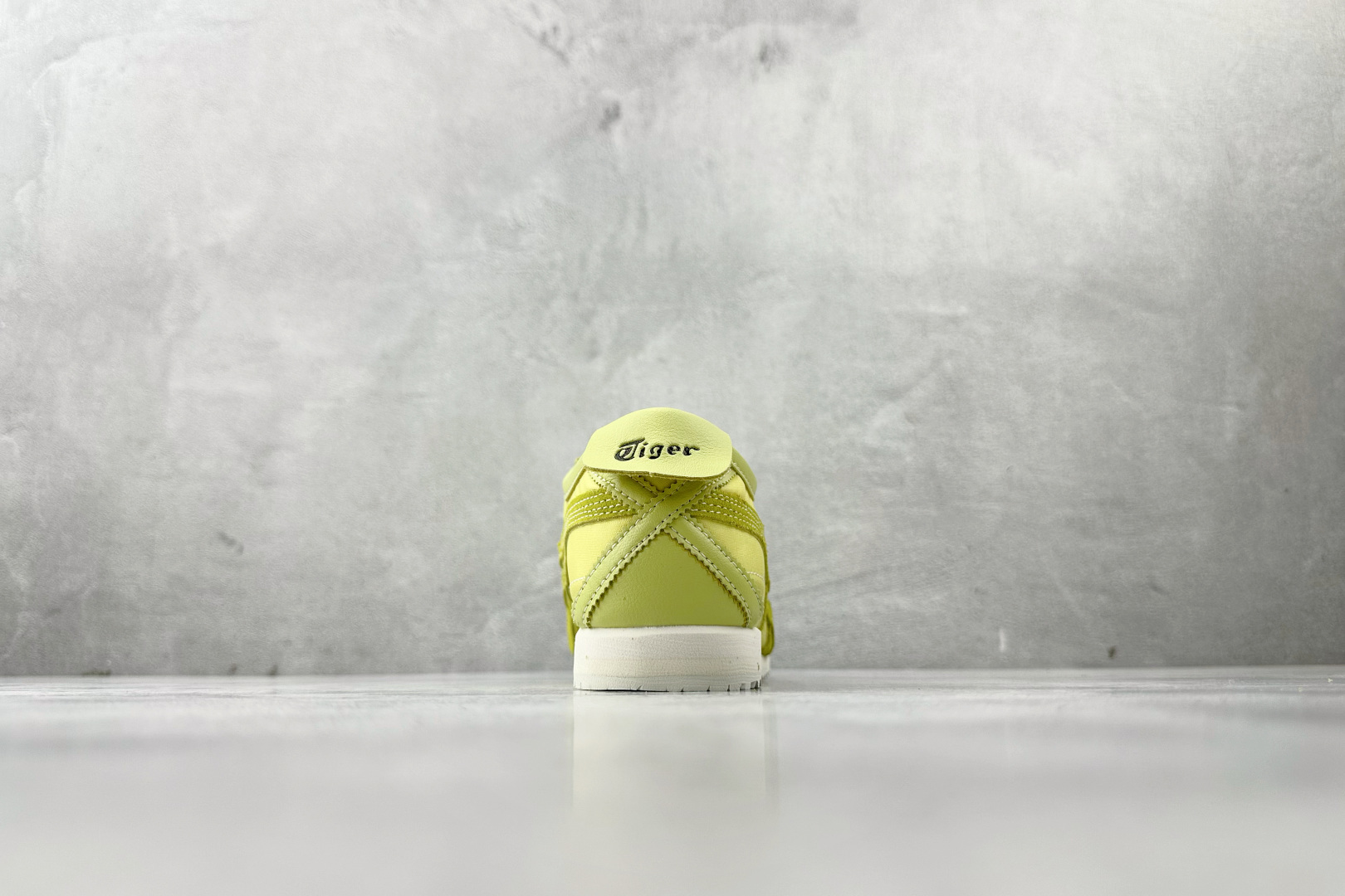 170 渠道特供 Onitsuka Tiger鬼塚虎 MEXICO 66 NM 浅绿色 1183C176-750