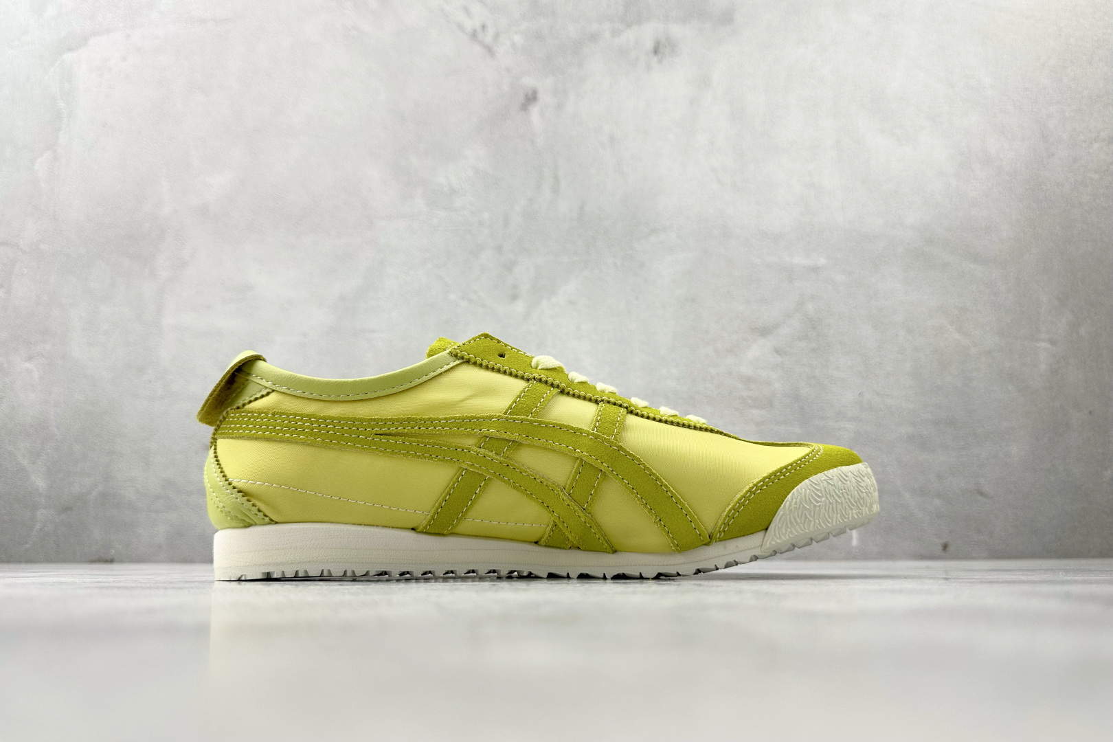 170 渠道特供 Onitsuka Tiger鬼塚虎 MEXICO 66 NM 浅绿色 1183C176-750