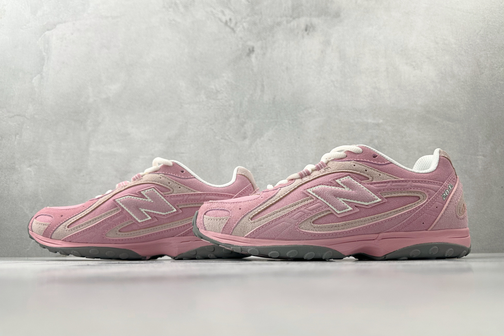 200 纯原出品 New Balance 204L 粉色 U204LMMD-Chinese UA Cheap High Quatity Brand Clothes Bags handbags Sneakers wholesale wholesaler seller from China Factory suppliers Fashion Clothing Shoes best Quality Beautiful Price 200 纯原出品 New Balance 204L 粉色 U204LMMD