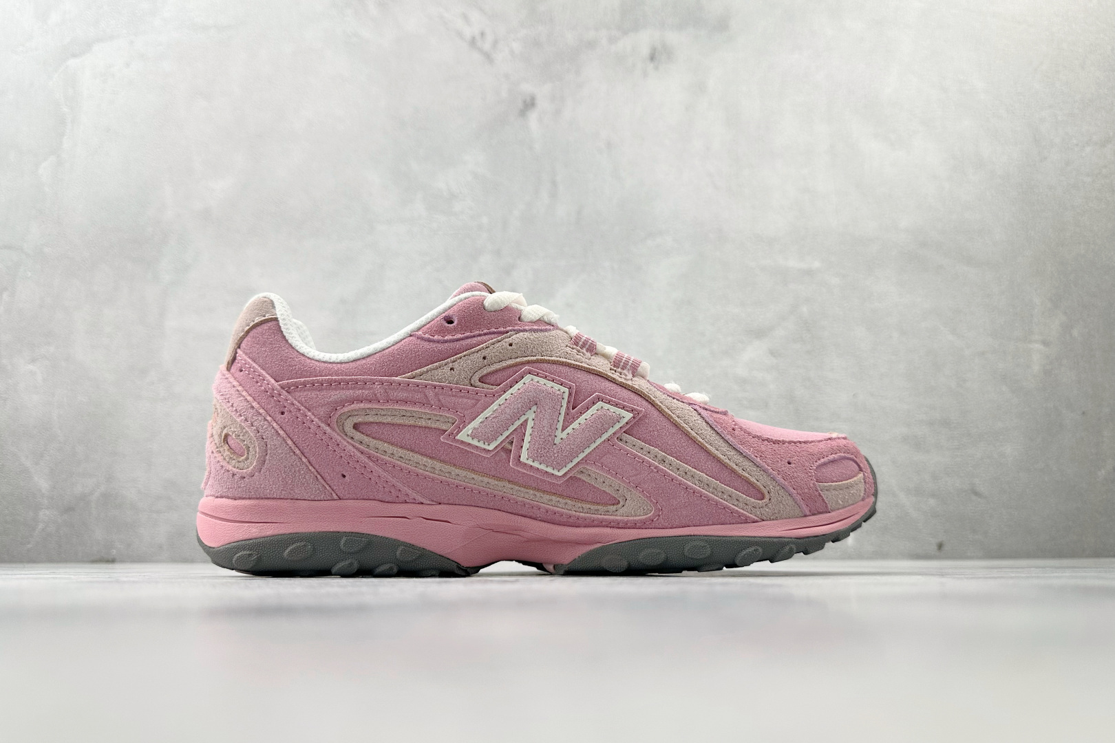 200 纯原出品 New Balance 204L 粉色 U204LMMD-Chinese UA Cheap High Quatity Brand Clothes Bags handbags Sneakers wholesale wholesaler seller from China Factory suppliers Fashion Clothing Shoes best Quality Beautiful Price 200 纯原出品 New Balance 204L 粉色 U204LMMD