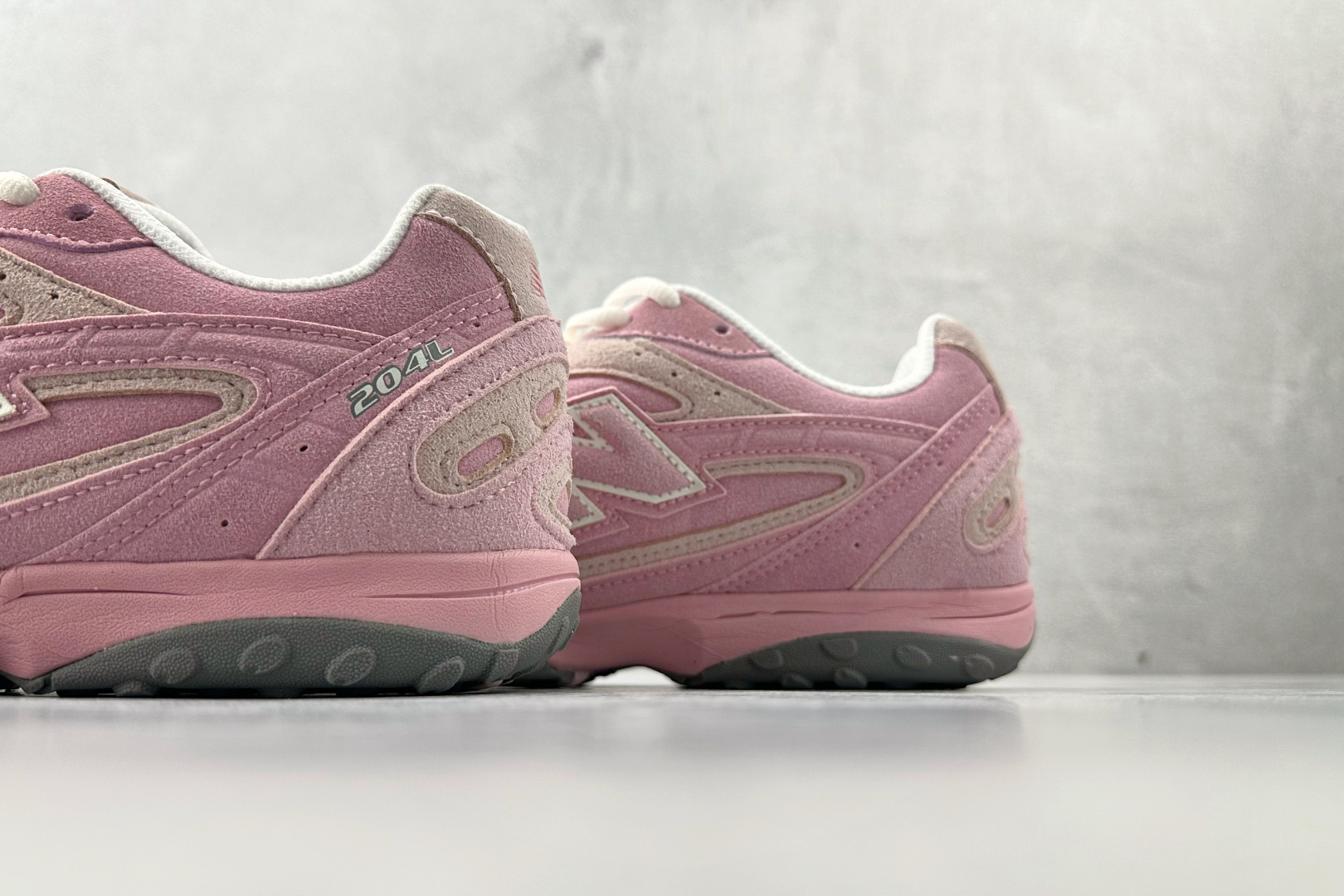 200 纯原出品 New Balance 204L 粉色 U204LMMD-Chinese UA Cheap High Quatity Brand Clothes Bags handbags Sneakers wholesale wholesaler seller from China Factory suppliers Fashion Clothing Shoes best Quality Beautiful Price 200 纯原出品 New Balance 204L 粉色 U204LMMD