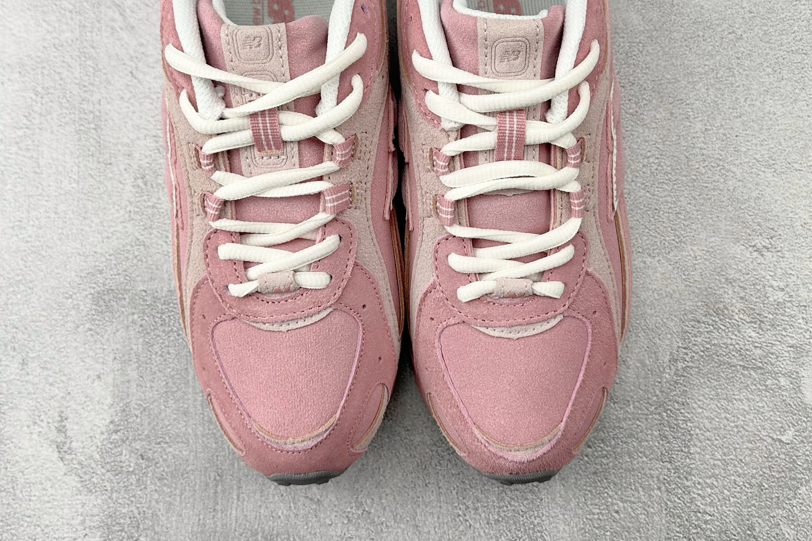 200 纯原出品 New Balance 204L 粉色 U204LMMD-Chinese UA Cheap High Quatity Brand Clothes Bags handbags Sneakers wholesale wholesaler seller from China Factory suppliers Fashion Clothing Shoes best Quality Beautiful Price 200 纯原出品 New Balance 204L 粉色 U204LMMD