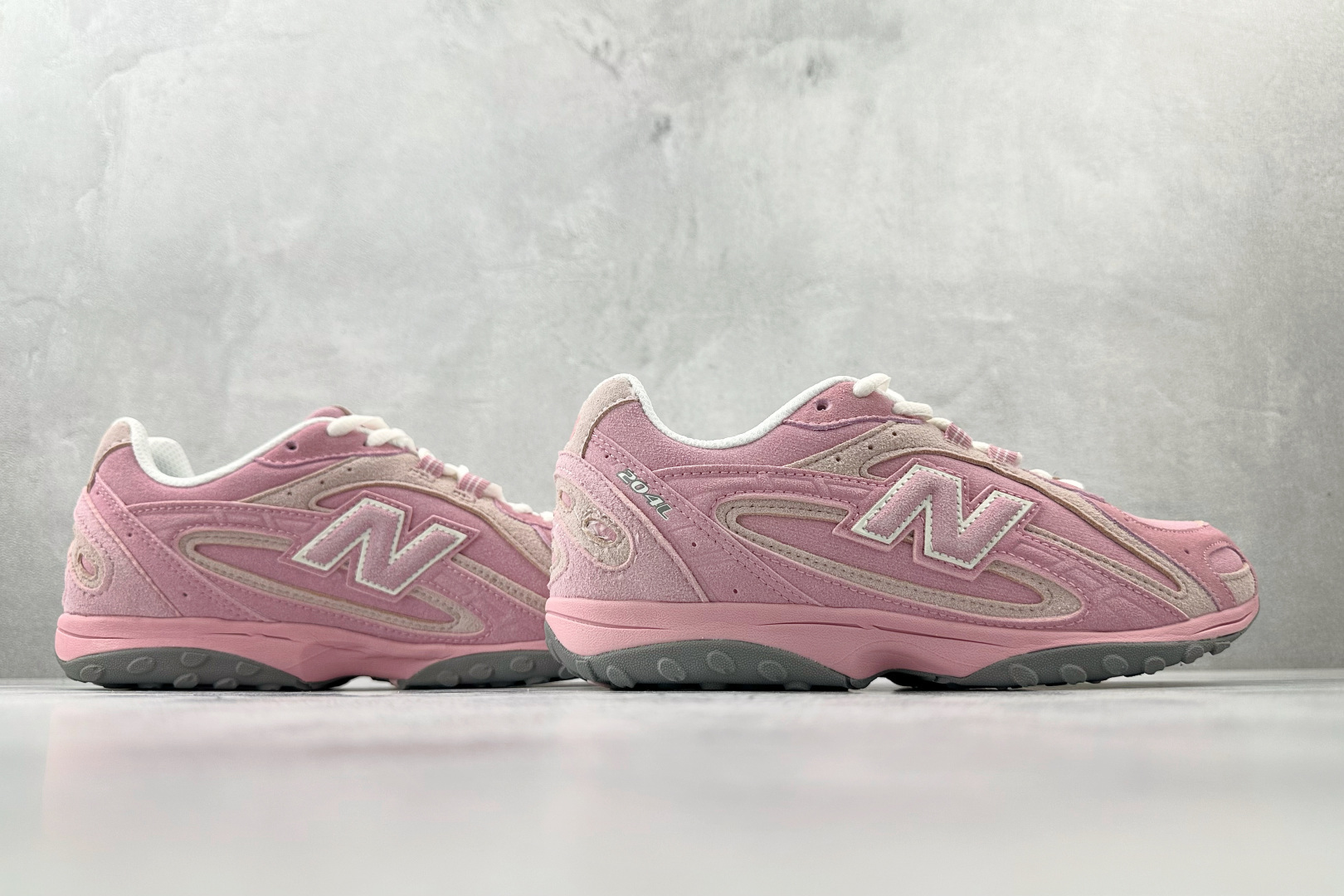 200 纯原出品 New Balance 204L 粉色 U204LMMD-Chinese UA Cheap High Quatity Brand Clothes Bags handbags Sneakers wholesale wholesaler seller from China Factory suppliers Fashion Clothing Shoes best Quality Beautiful Price 200 纯原出品 New Balance 204L 粉色 U204LMMD