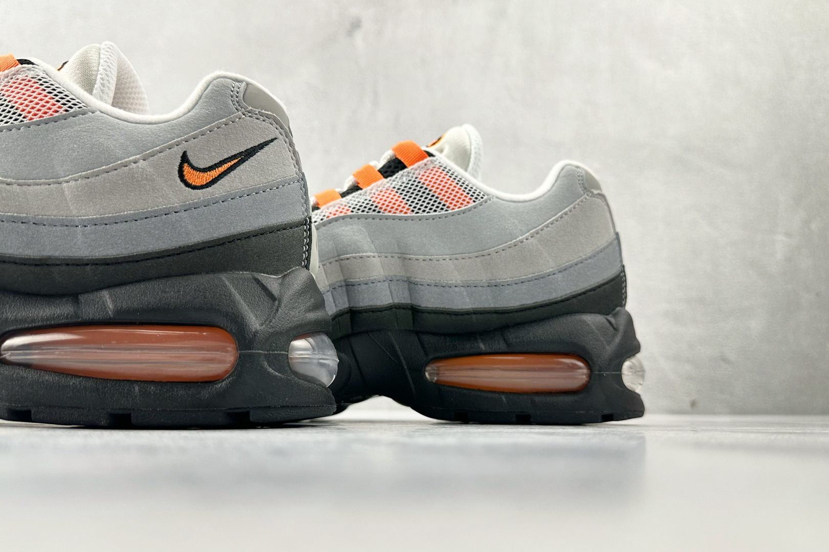 360 顶级纯原 完美复刻 Nike Air Max 95 'Bright Mandarin' 灰色 HM4740-005