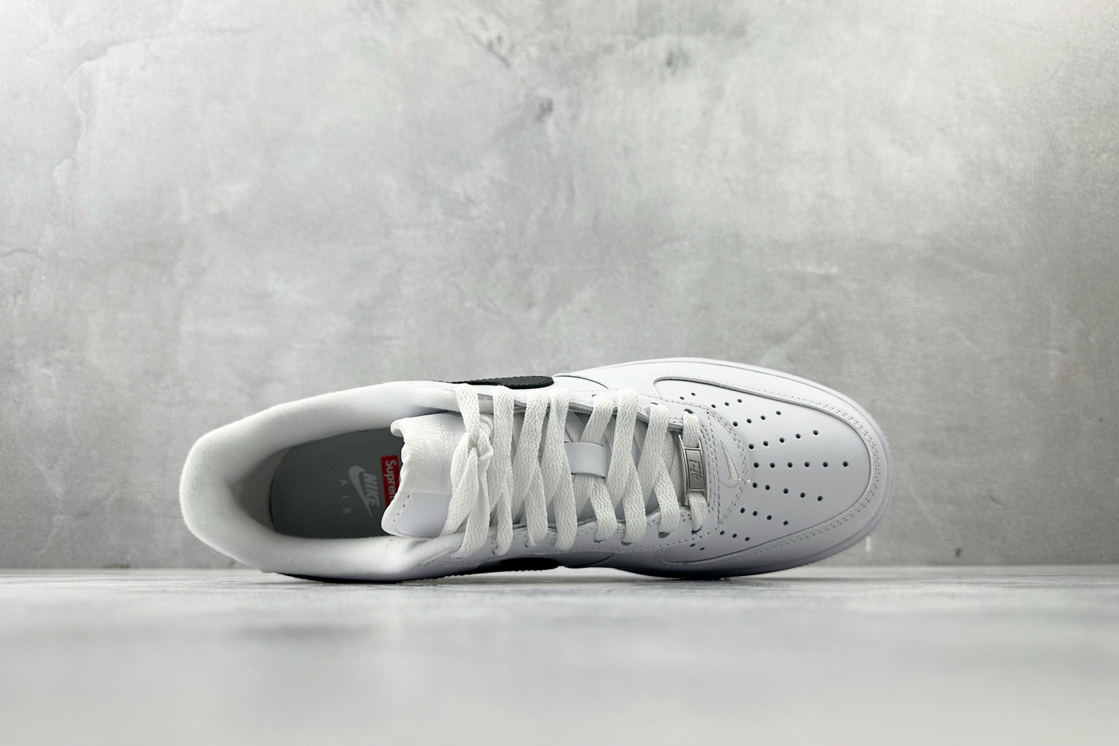 原厂皮 Nike x Supreme Air Force 1 Low SP 白色 CU9225-102