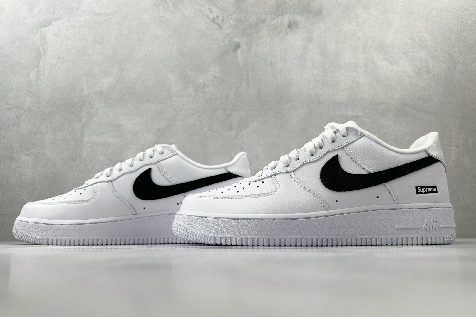 原厂皮 Nike x Supreme Air Force 1 Low SP 白色 CU9225-102