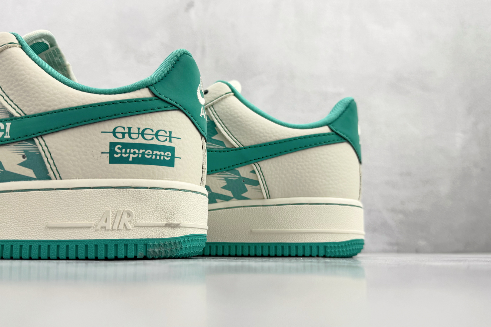 Nike Air Force 1 Low “Gucci supreme ” 白绿 XL1979-124-莆田鞋,莆田鞋货源,高仿鞋,高仿鞋货源,安福档口,莆田高仿鞋,莆田鞋批发,高仿鞋批发,莆田高仿运动鞋,高仿运动鞋,莆田运动鞋 Nike Air Force 1 Low “Gucci supreme ” 白绿 XL1979-124