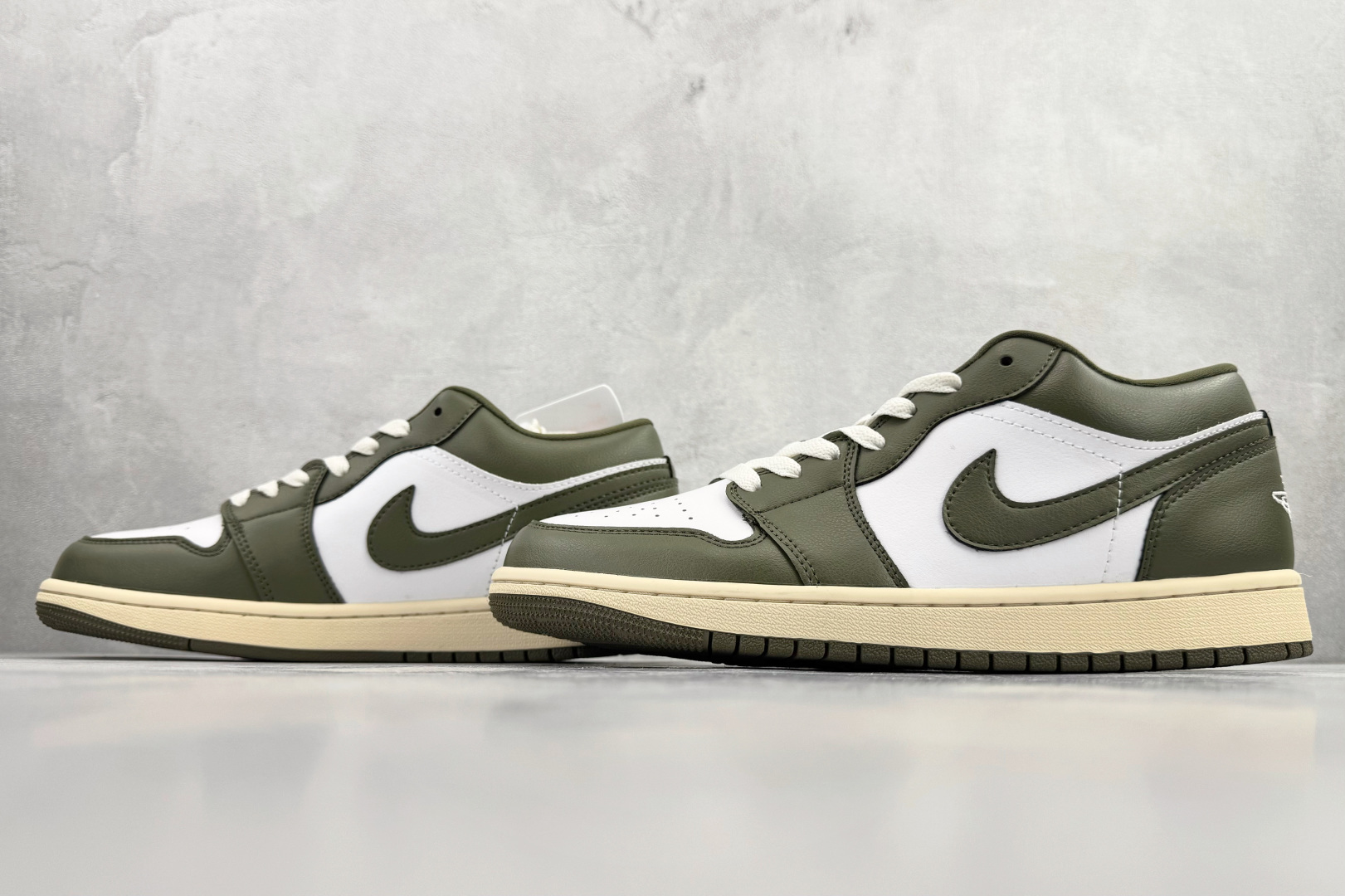 Jordan Air Jordan 1 Low 白绿 DC0774-122-莆田鞋,莆田鞋货源,高仿鞋,高仿鞋货源,安福档口,莆田高仿鞋,莆田鞋批发,高仿鞋批发,莆田高仿运动鞋,高仿运动鞋,莆田运动鞋 Jordan Air Jordan 1 Low 白绿 DC0774-122