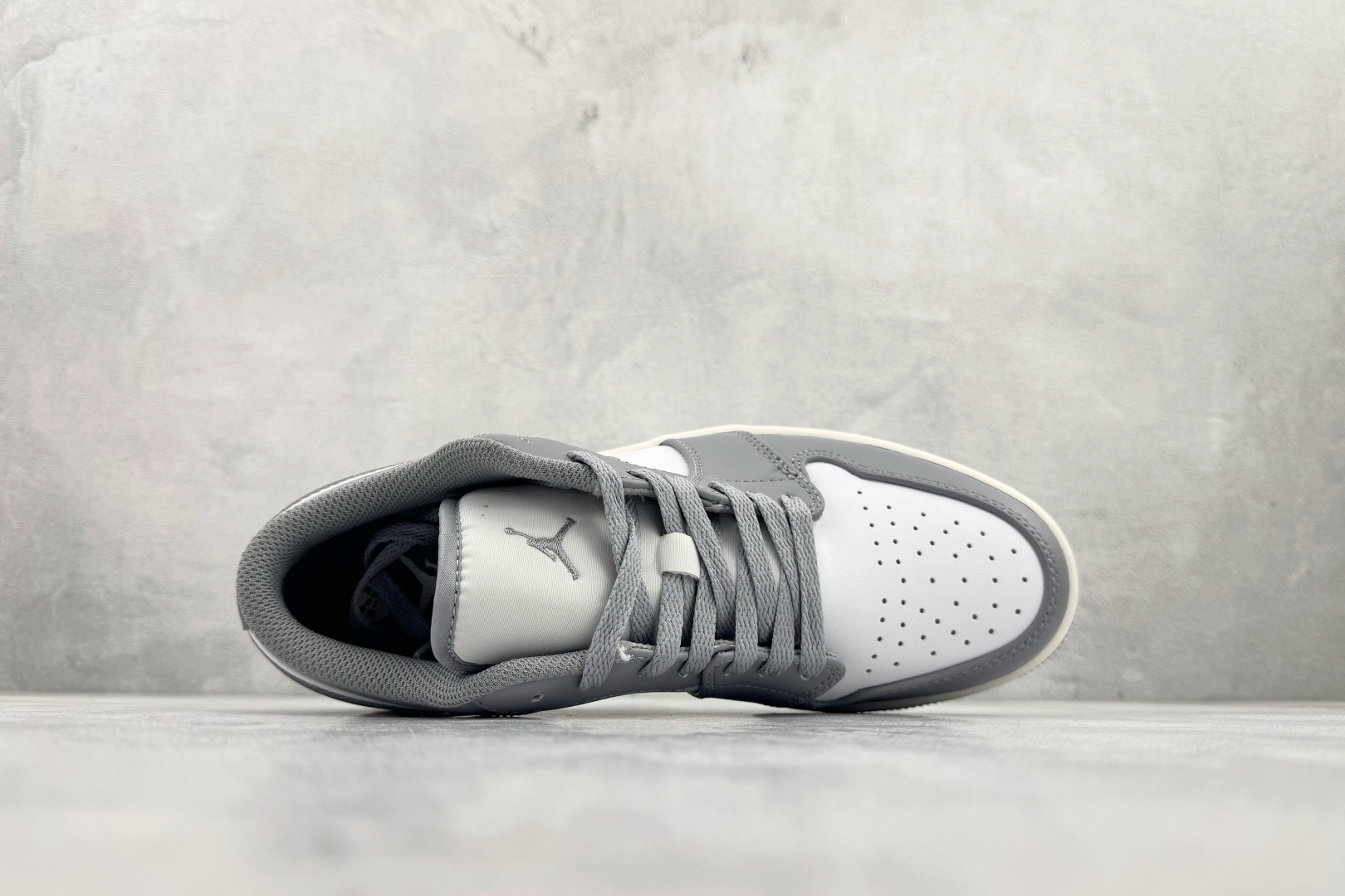 Jordan Air Jordan 1 Low 灰白 553558-053