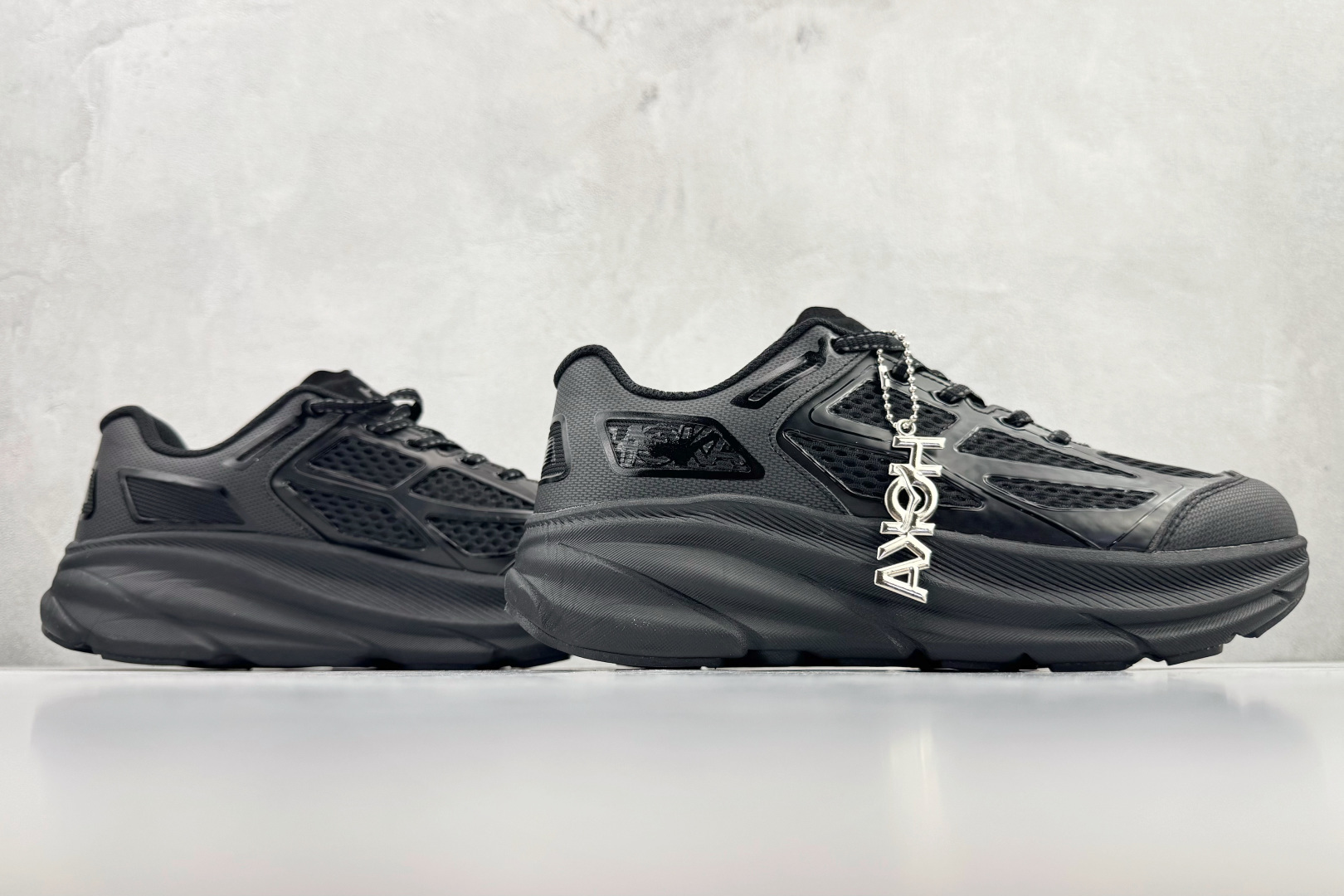 平台专供 HOKA ONE ONE CliftOne 9 黑色 1155370-BBNB-莆田鞋,莆田鞋货源,高仿鞋,高仿鞋货源,安福档口,莆田高仿鞋,莆田鞋批发,高仿鞋批发,莆田高仿运动鞋,高仿运动鞋,莆田运动鞋 平台专供 HOKA ONE ONE CliftOne 9 黑色 1155370-BBNB