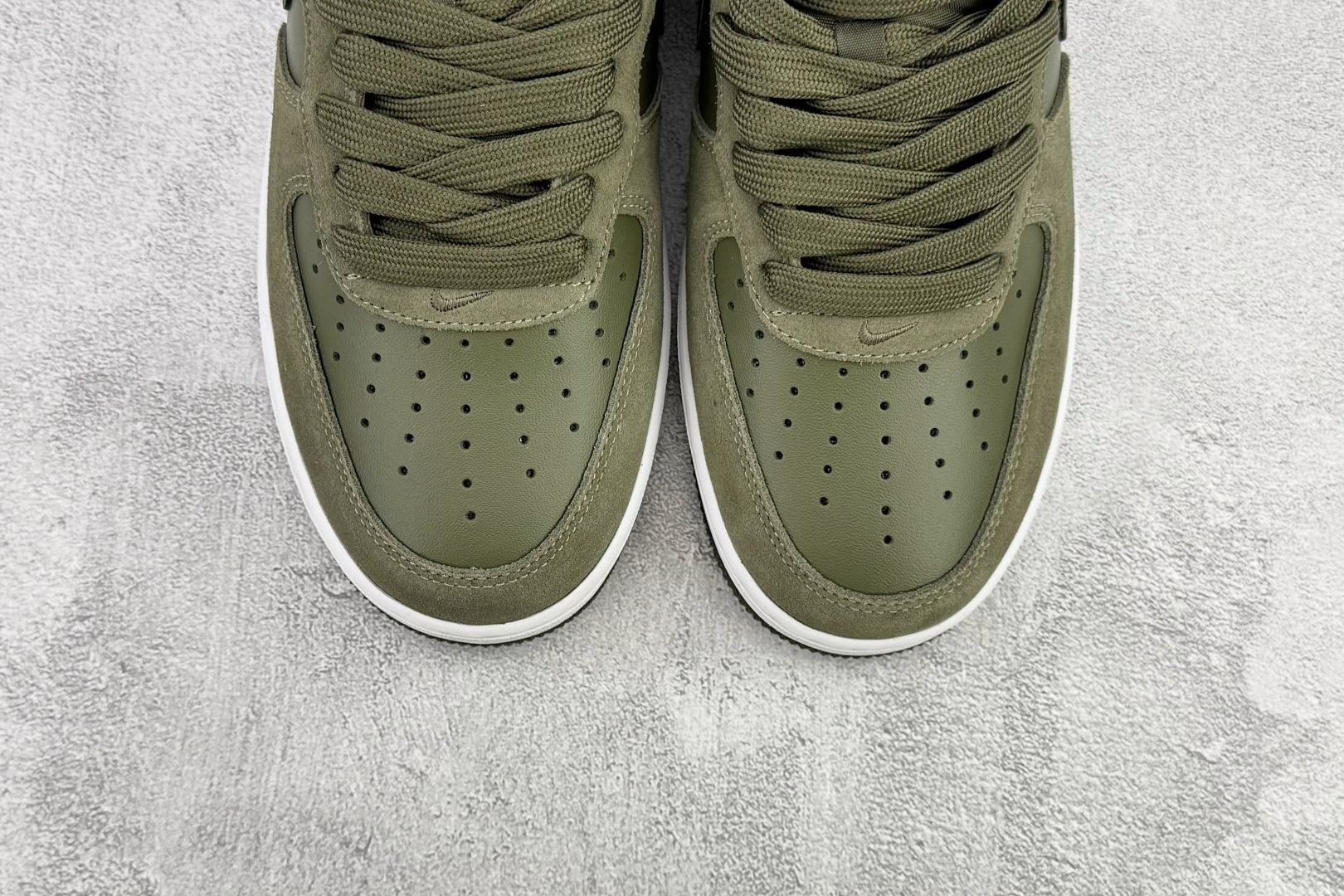 Nike Air Force 1 '07 LV8 绿白 IB6388-200