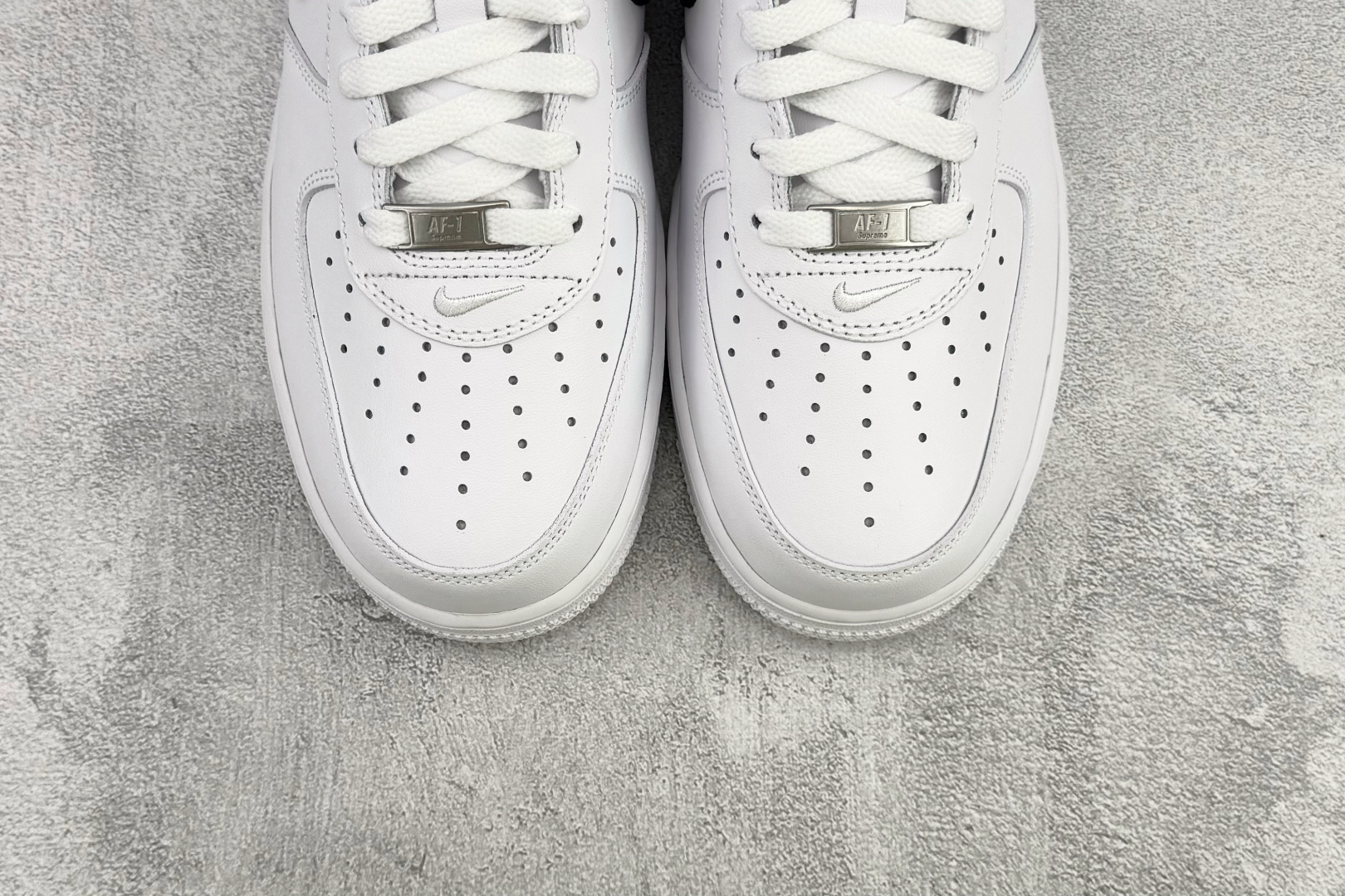 Nike x Supreme Air Force 1 Low SP 白色 CU9225-102