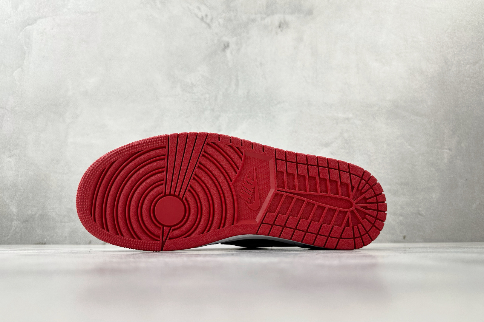 Jordan Air Jordan 1 Low 红白黑 HQ6999-600