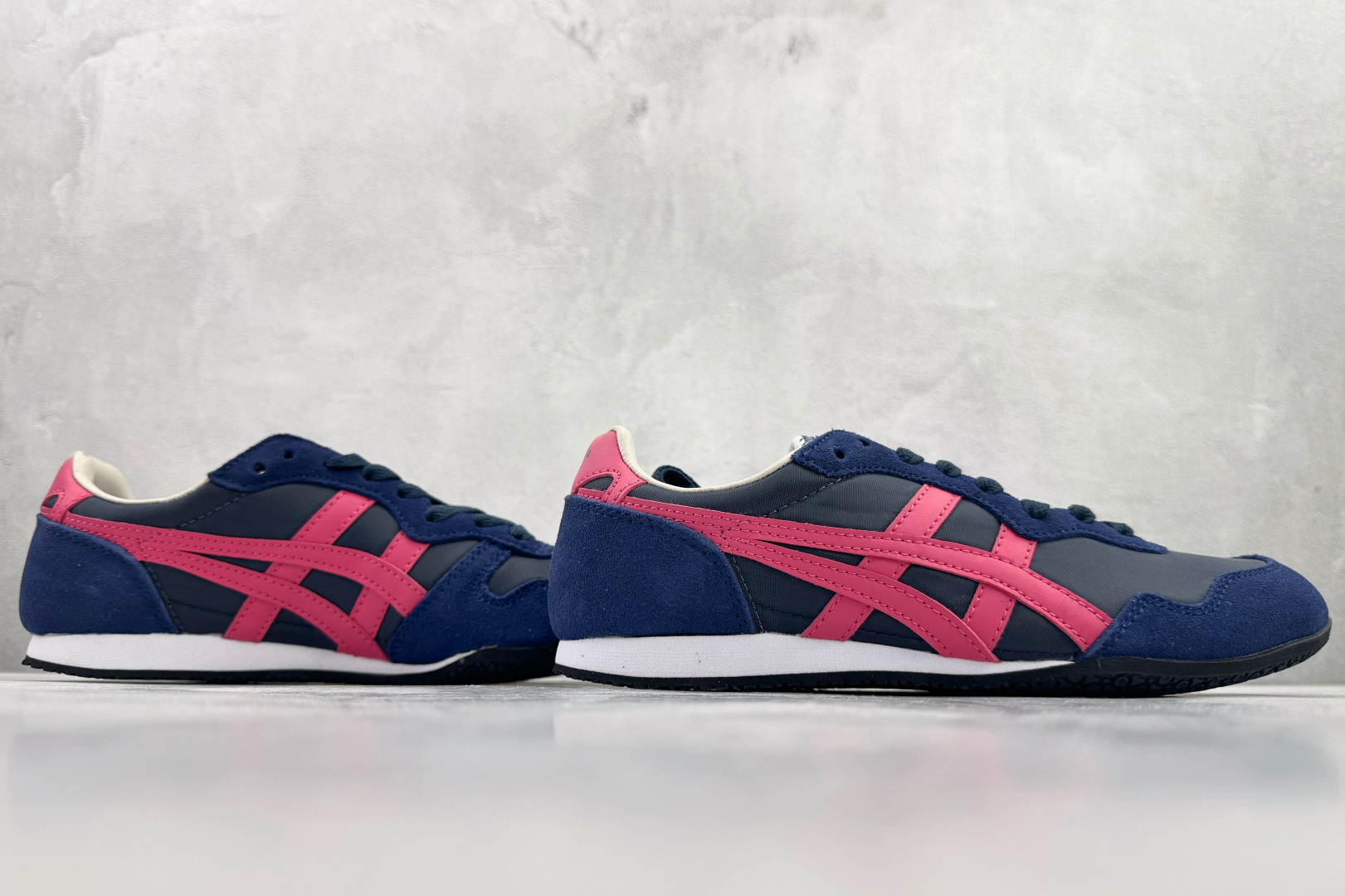 渠道特供 Onitsuka Tiger鬼塚虎 SERRANO 蓝梅红 1183B400-402