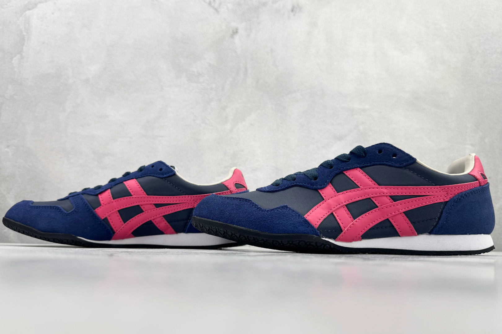 渠道特供 Onitsuka Tiger鬼塚虎 SERRANO 蓝梅红 1183B400-402