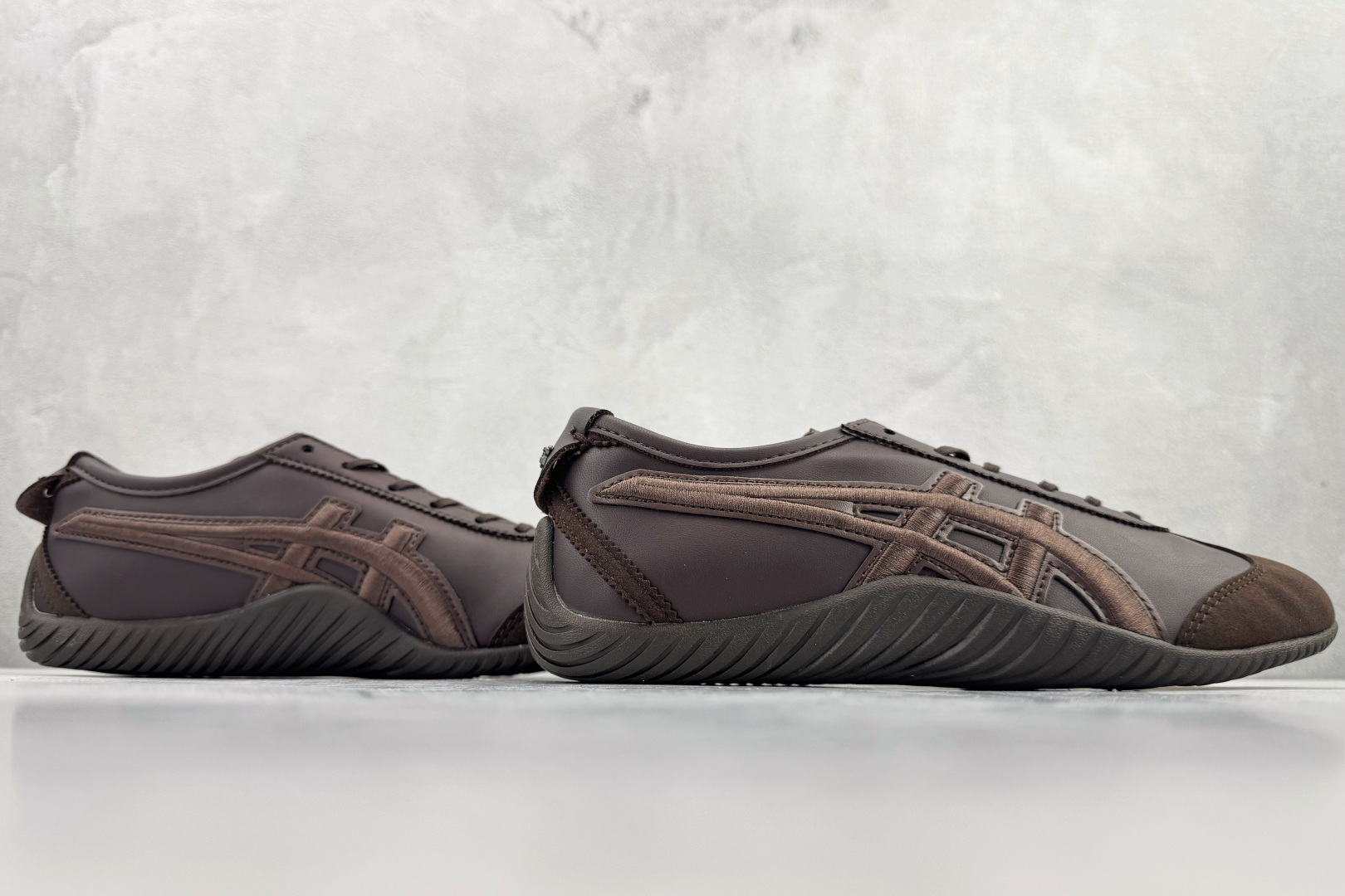 渠道特供 Onitsuka Tiger鬼塚虎 MEXICO 66 DRIVING 棕色 1183C306-200