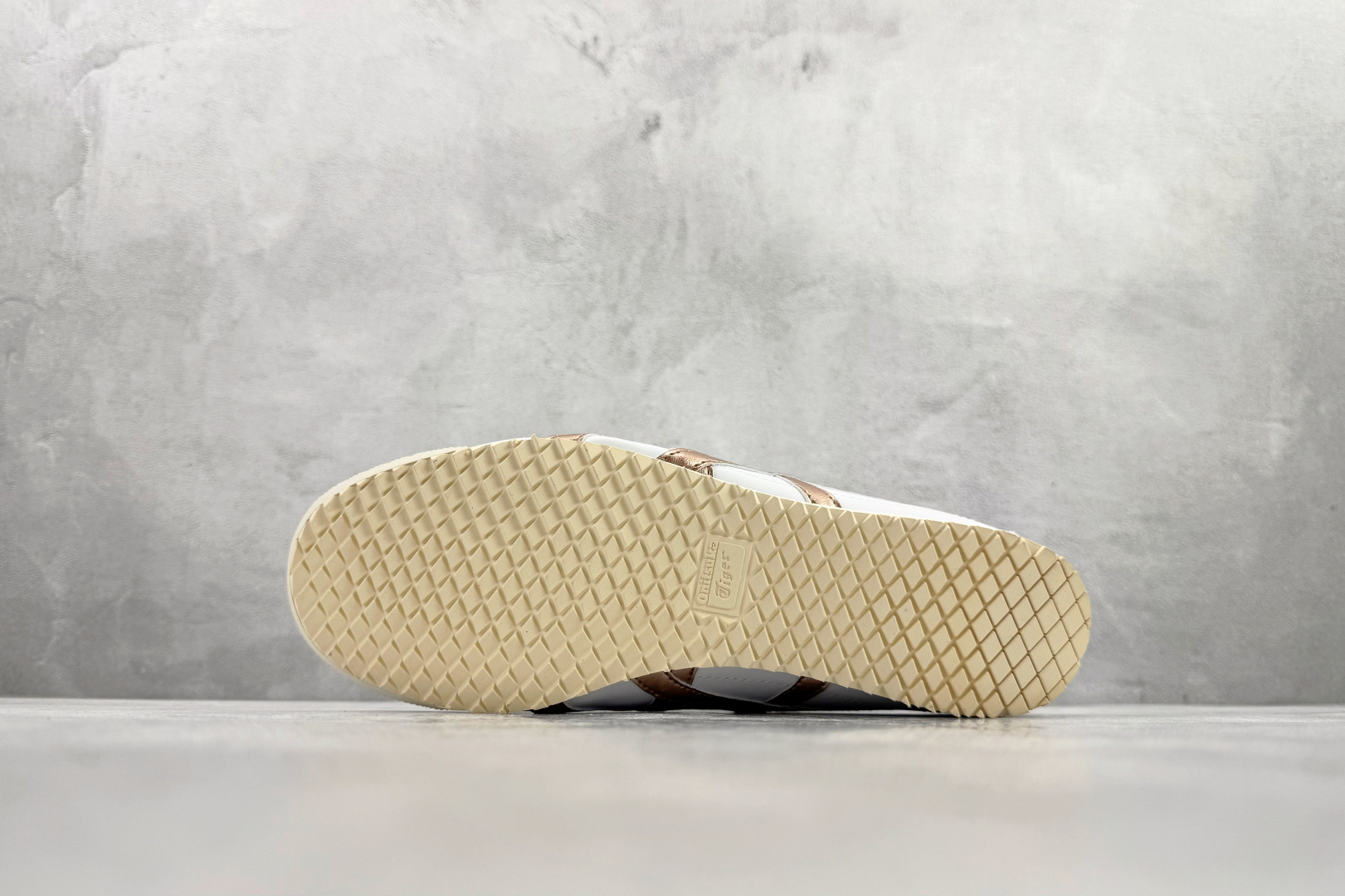 渠道特供 Onitsuka Tiger鬼塚虎 MEXICO 66 SD 白玫瑰金 1183A872-106