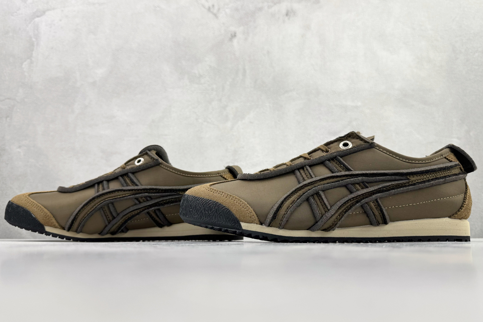 170 渠道特供 Onitsuka Tiger鬼塚虎 MEXICO 66 SD 棕色 1183C115-200
