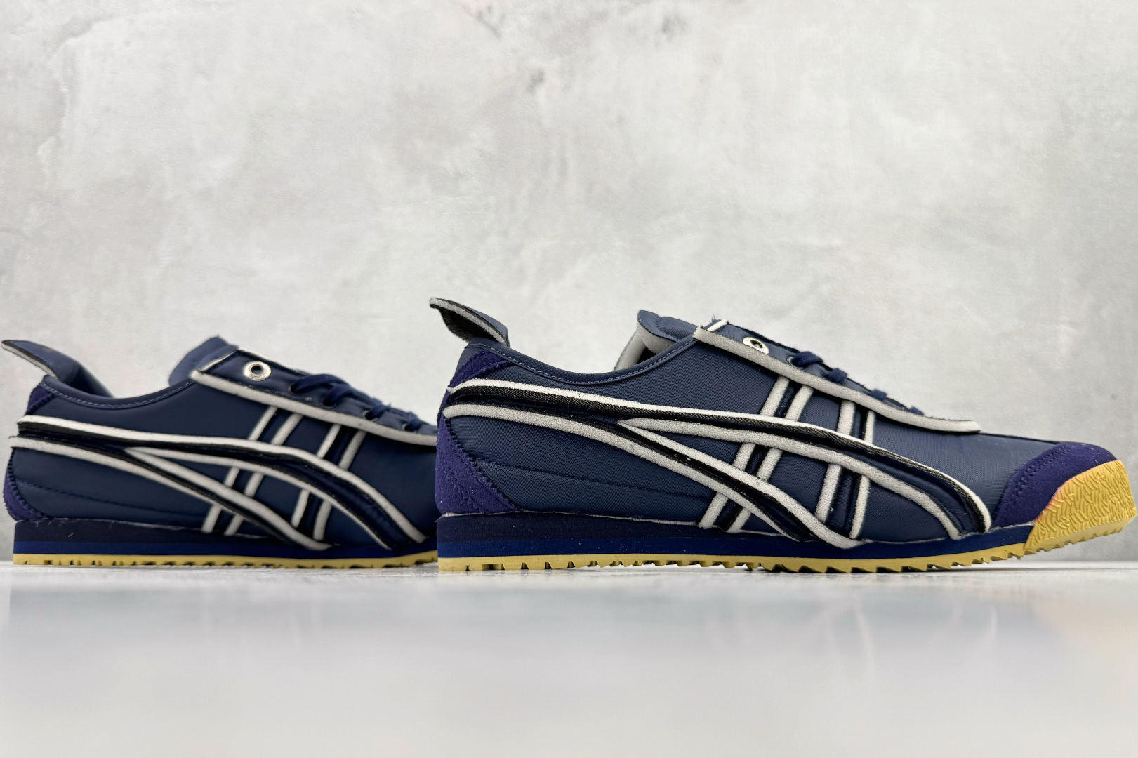 渠道特供 Onitsuka Tiger鬼塚虎 MEXICO 66 SD 蓝色 1183C115-401-莆田鞋,莆田鞋货源,高仿鞋,高仿鞋货源,安福档口,莆田高仿鞋,莆田鞋批发,高仿鞋批发,莆田高仿运动鞋,高仿运动鞋,莆田运动鞋 渠道特供 Onitsuka Tiger鬼塚虎 MEXICO 66 SD 蓝色 1183C115-401