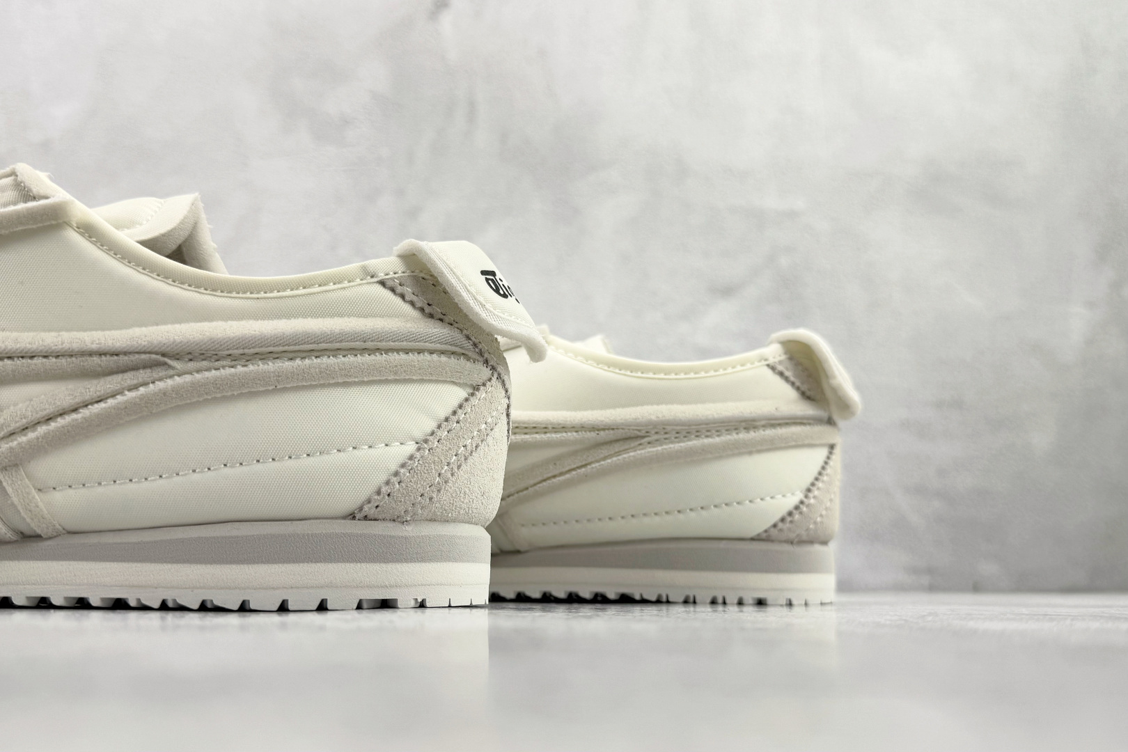 渠道特供 Onitsuka Tiger鬼塚虎 MEXICO 66 SD 米白 1183C115-100