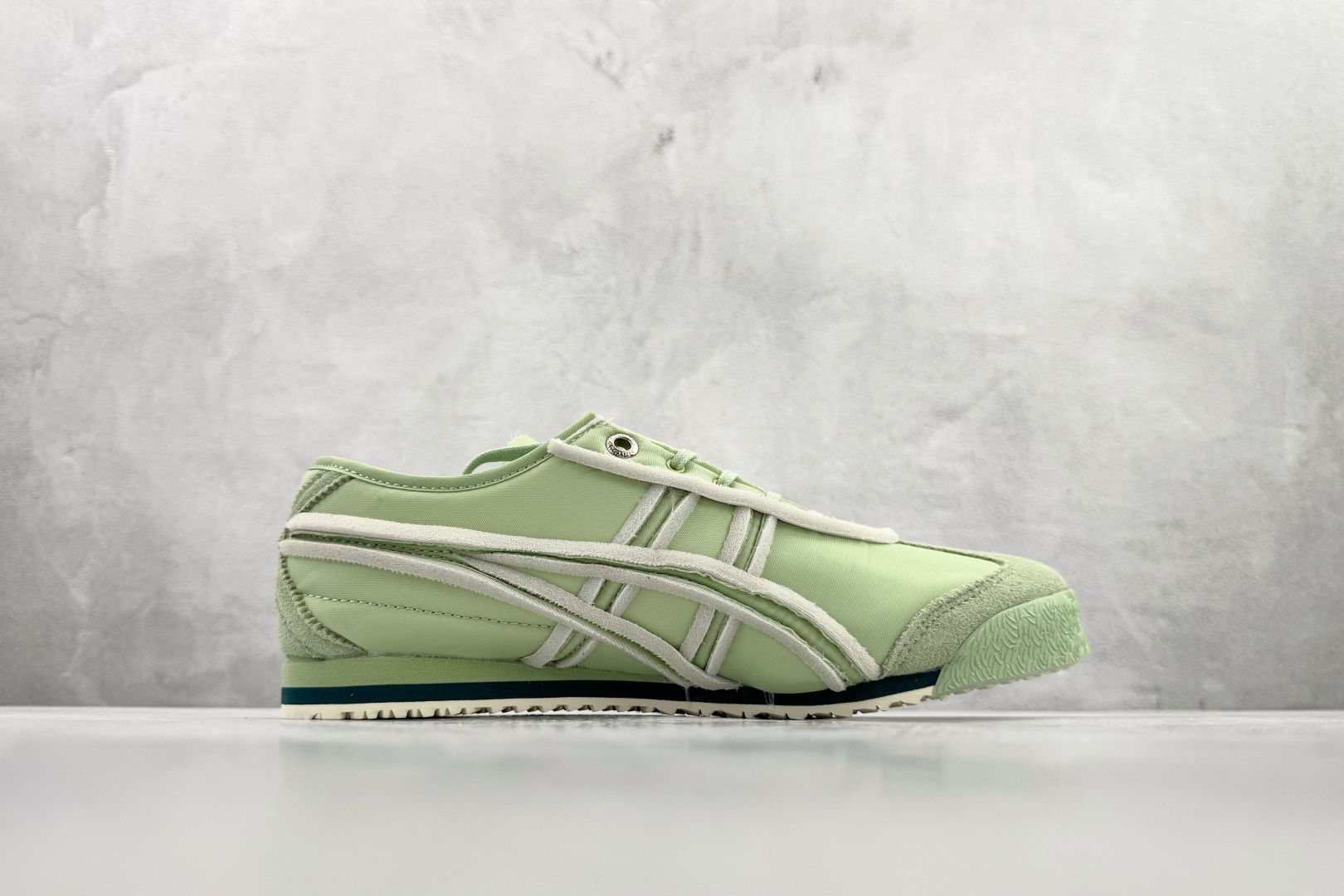 渠道特供 Onitsuka Tiger鬼塚虎 MEXICO 66 SD 绿色 1183C115-300