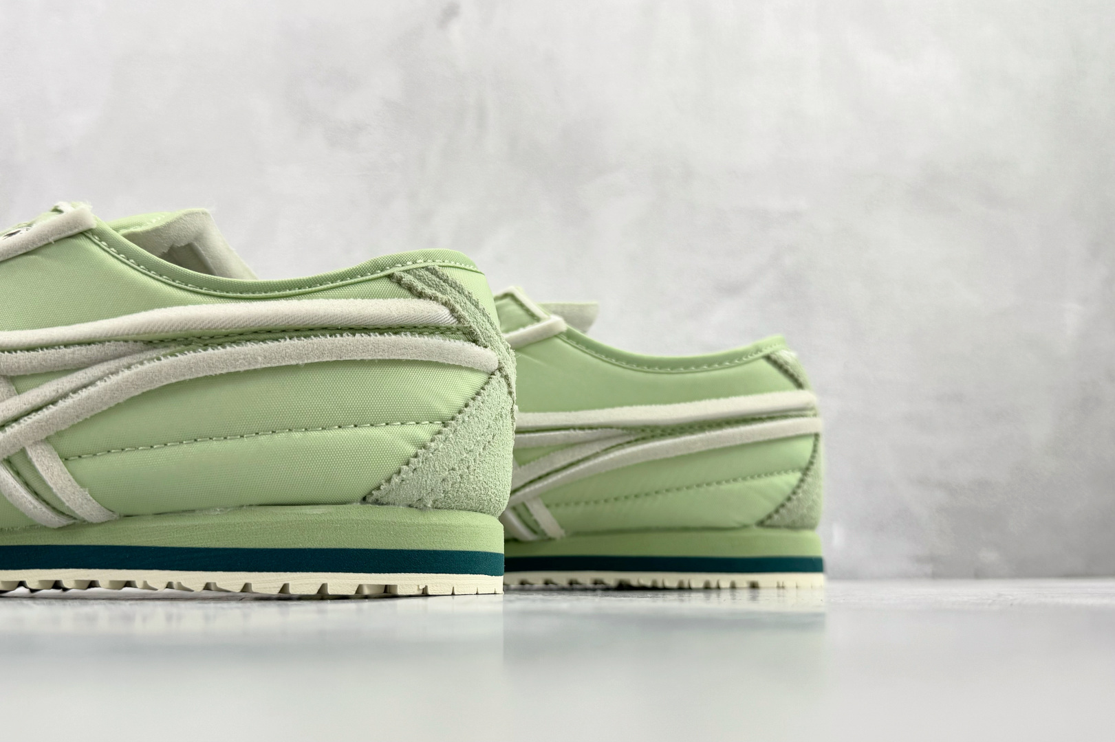 渠道特供 Onitsuka Tiger鬼塚虎 MEXICO 66 SD 绿色 1183C115-300