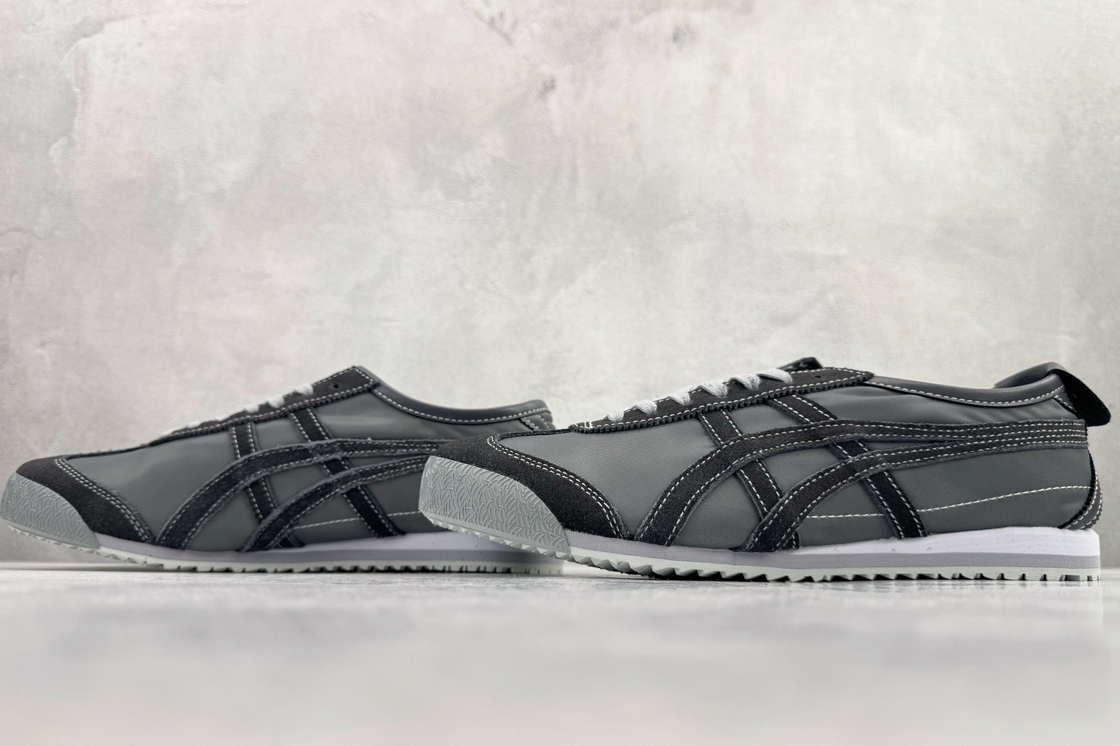 渠道特供 Onitsuka Tiger鬼塚虎 MEXICO 66 NM 灰色 1183C176-020