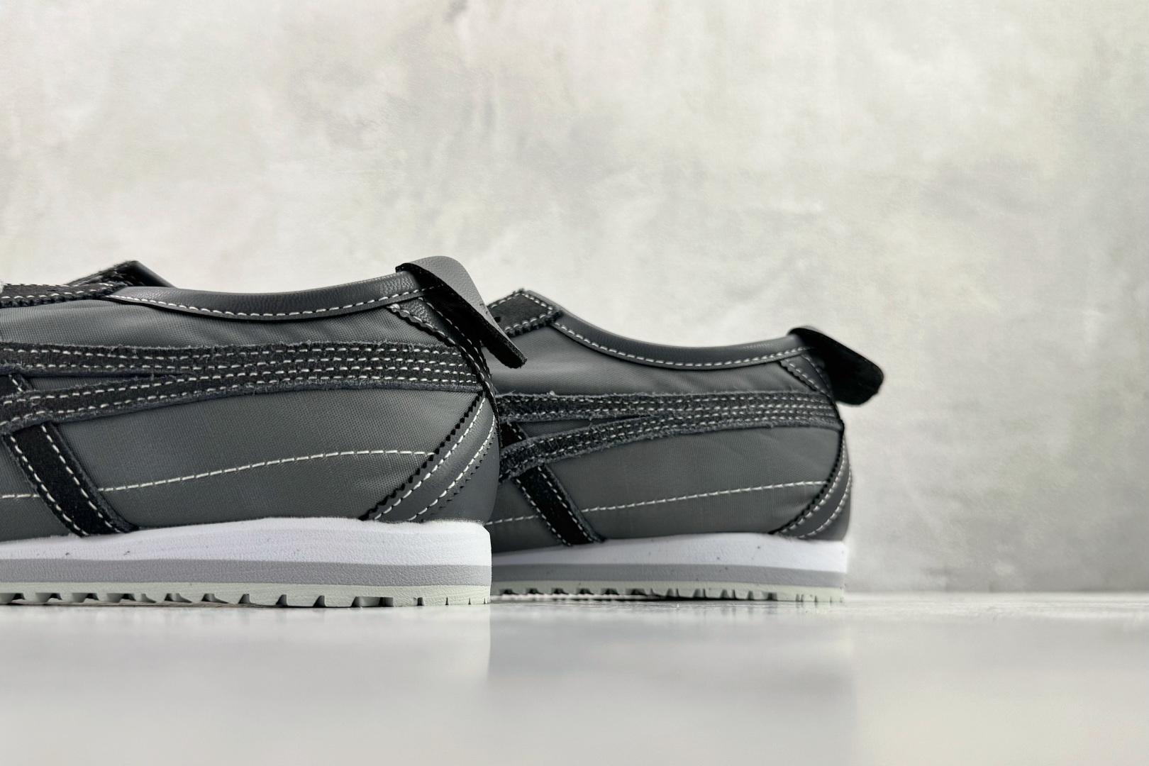 渠道特供 Onitsuka Tiger鬼塚虎 MEXICO 66 NM 灰色 1183C176-020