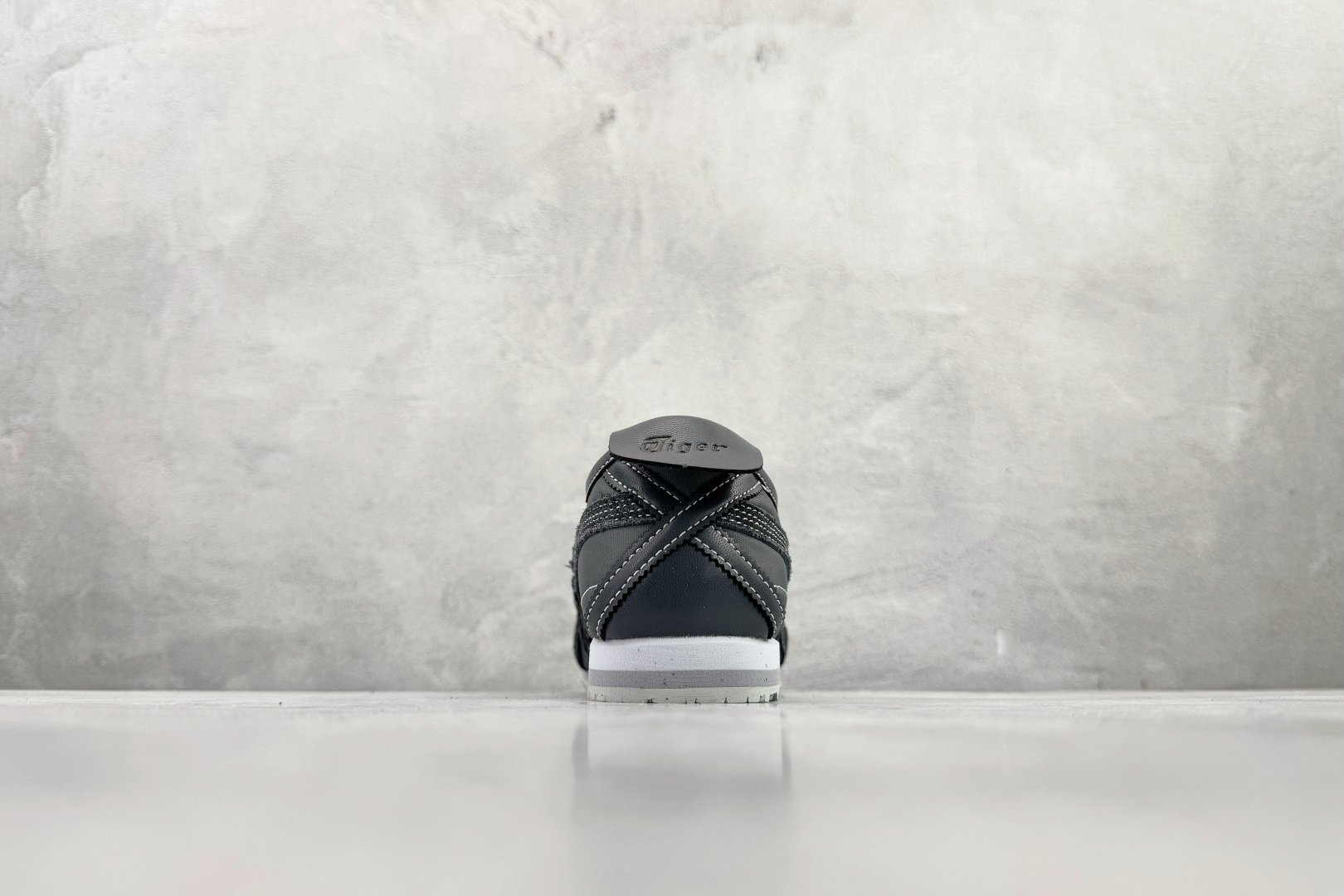渠道特供 Onitsuka Tiger鬼塚虎 MEXICO 66 NM 灰色 1183C176-020
