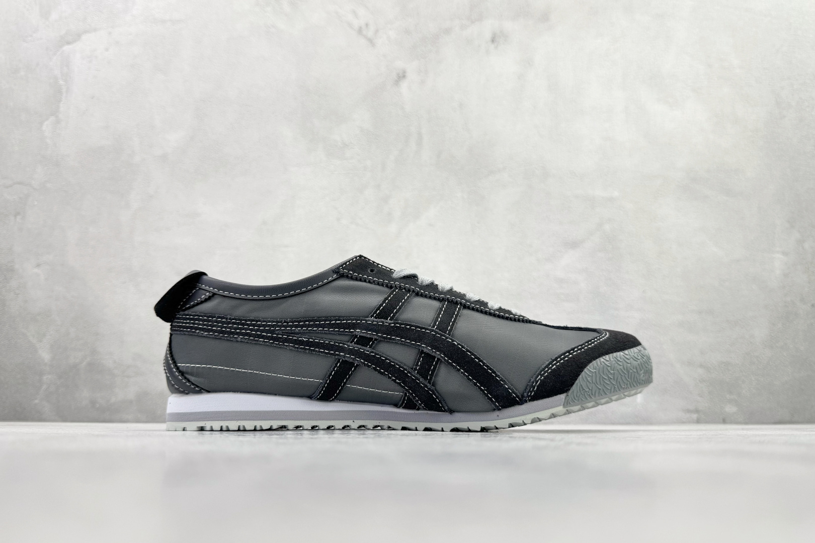 渠道特供 Onitsuka Tiger鬼塚虎 MEXICO 66 NM 灰色 1183C176-020