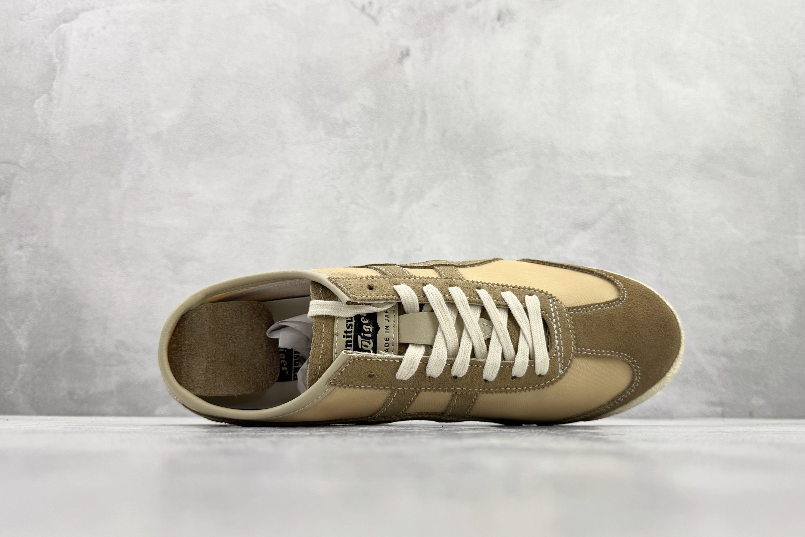 渠道特供 Onitsuka Tiger鬼塚虎 MEXICO 66 NM 卡其色 1183C176-200