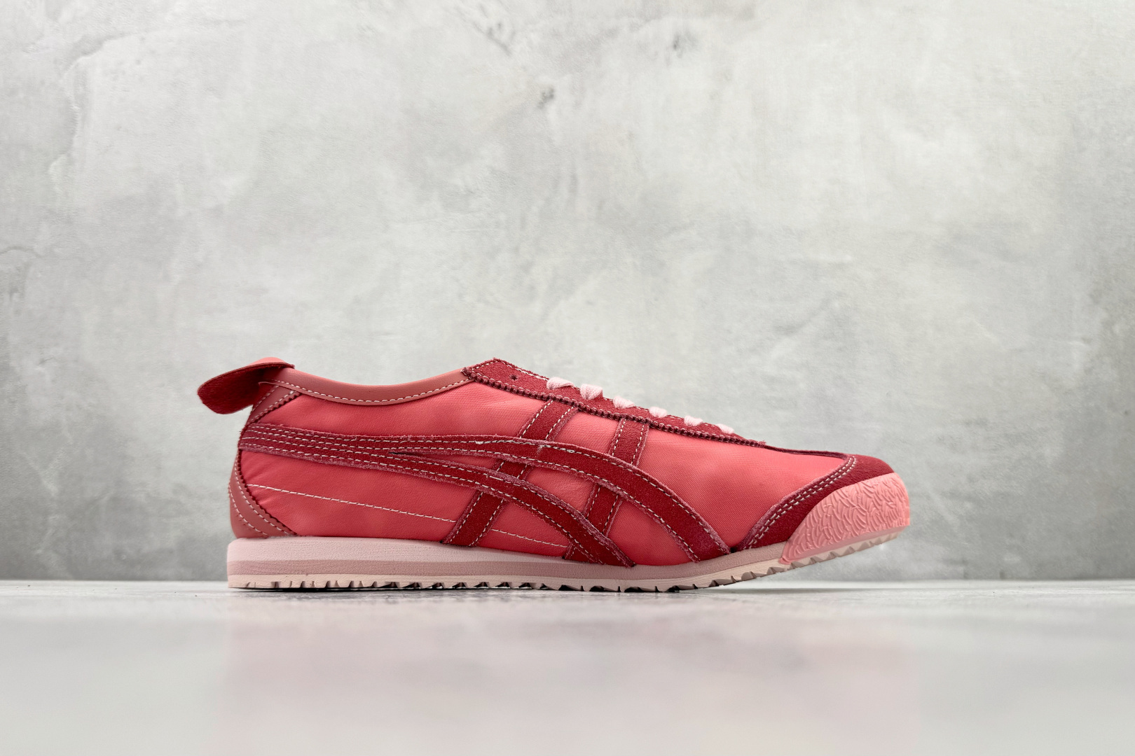 渠道特供 Onitsuka Tiger鬼塚虎 MEXICO 66 NM 红色 1183C176-600