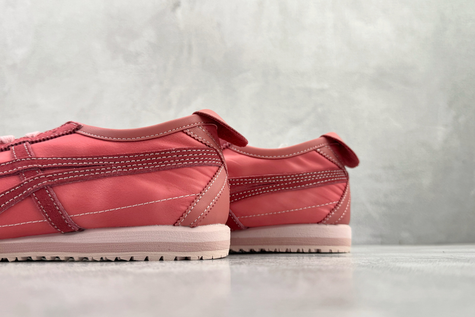 渠道特供 Onitsuka Tiger鬼塚虎 MEXICO 66 NM 红色 1183C176-600