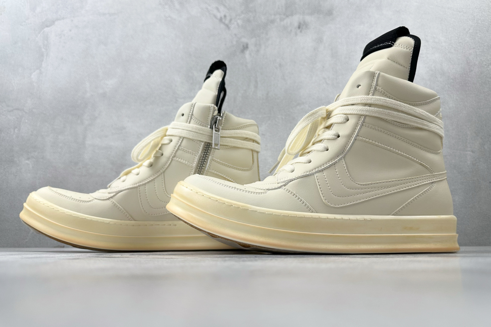 RICK OWENS/RO JUMBO LACE PADDED SNEAKS 米白 RU02C112-莆田鞋,莆田鞋货源,高仿鞋,高仿鞋货源,安福档口,莆田高仿鞋,莆田鞋批发,高仿鞋批发,莆田高仿运动鞋,高仿运动鞋,莆田运动鞋 RICK OWENS/RO JUMBO LACE PADDED SNEAKS 米白 RU02C112