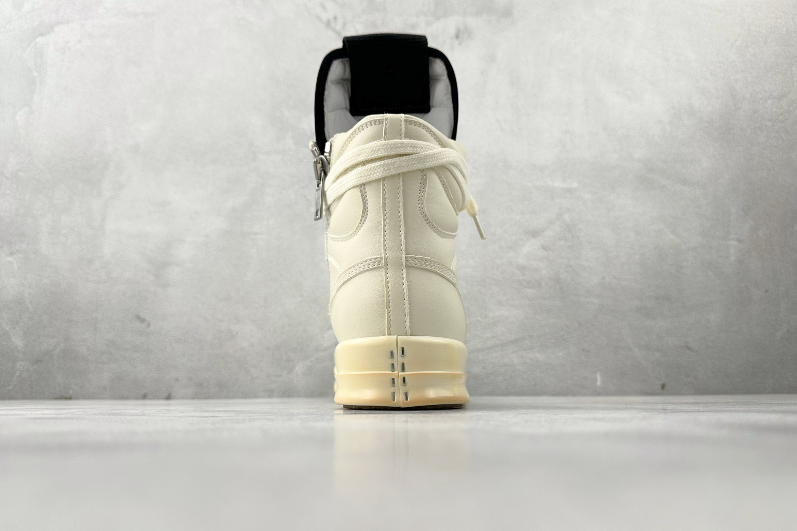 RICK OWENS/RO JUMBO LACE PADDED SNEAKS 米白 RU02C112-莆田鞋,莆田鞋货源,高仿鞋,高仿鞋货源,安福档口,莆田高仿鞋,莆田鞋批发,高仿鞋批发,莆田高仿运动鞋,高仿运动鞋,莆田运动鞋 RICK OWENS/RO JUMBO LACE PADDED SNEAKS 米白 RU02C112