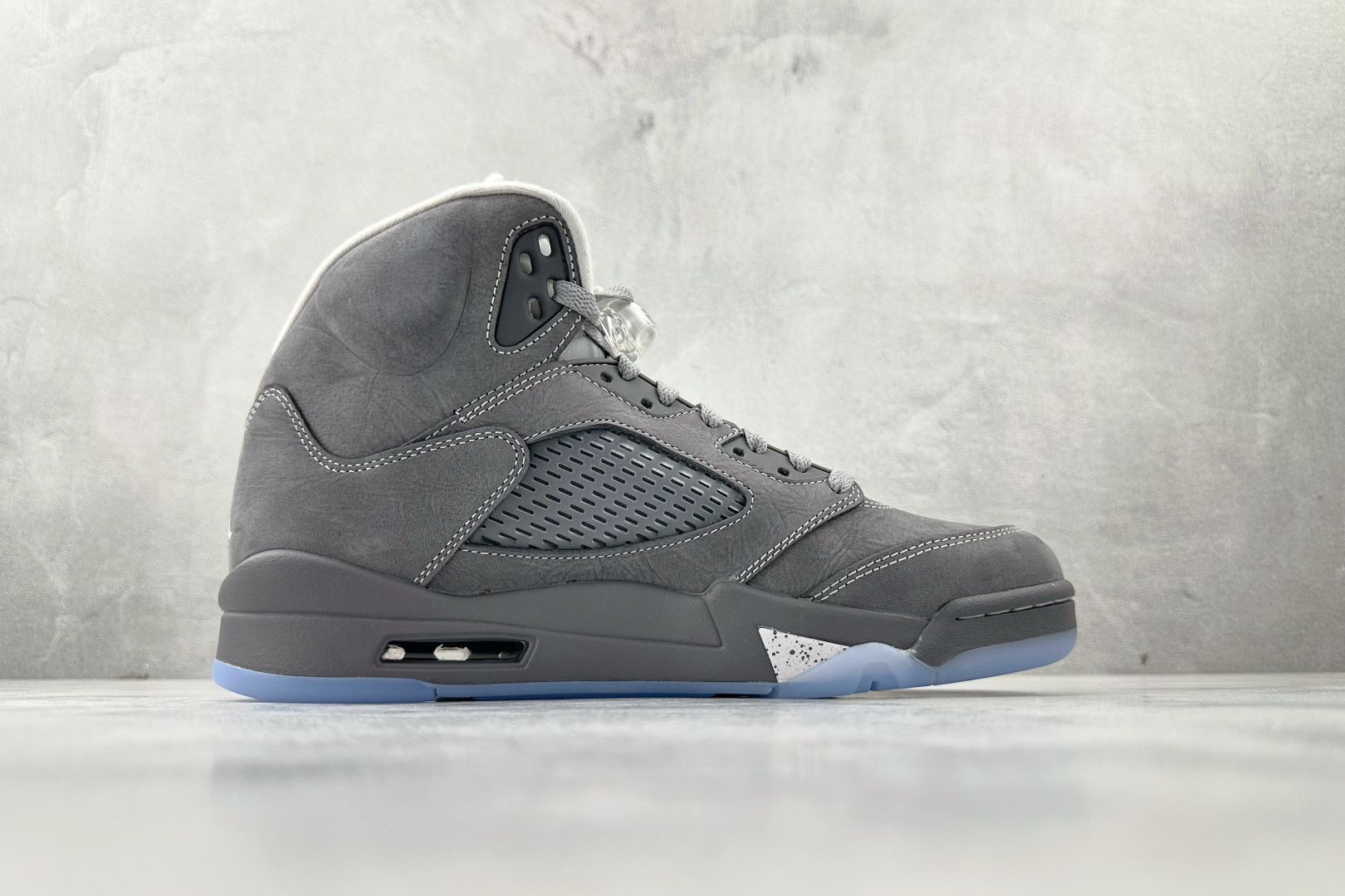 Jordan Air Jordan 5 “Wolf Grey”灰色 DD0587-002