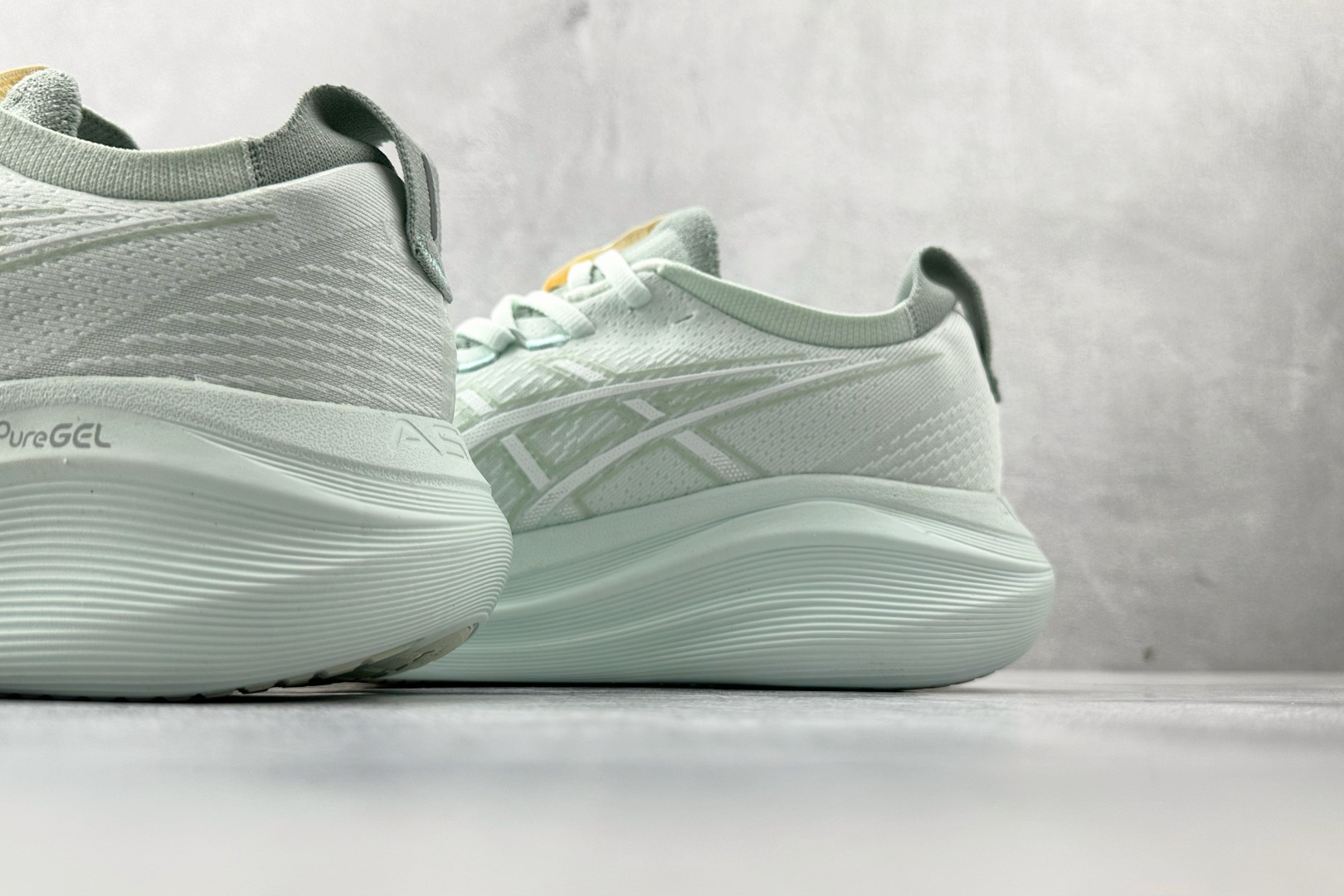 190 Asics GEL-NIMBUS 27 浅蓝色 1011B958-300