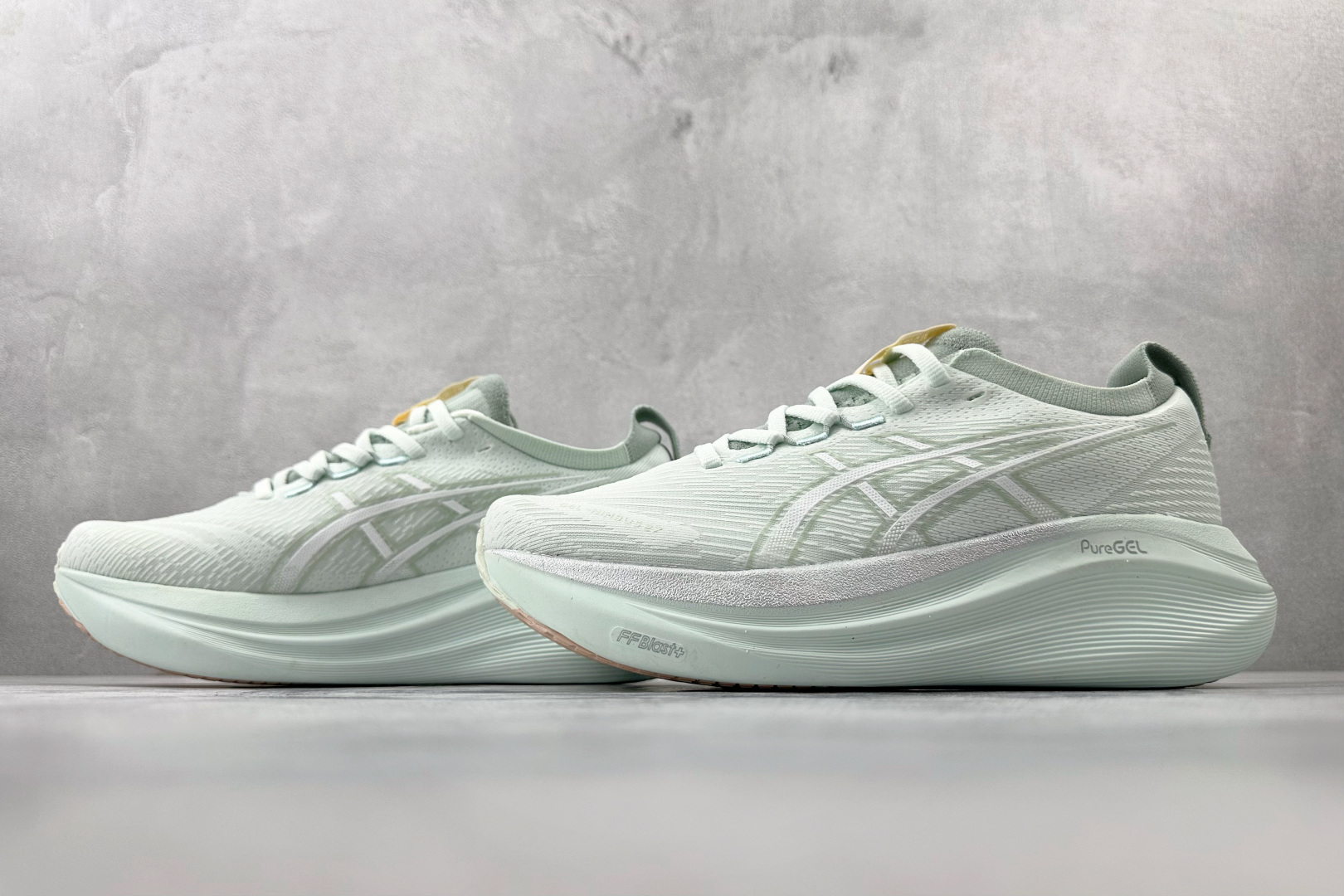 190 Asics GEL-NIMBUS 27 浅蓝色 1011B958-300