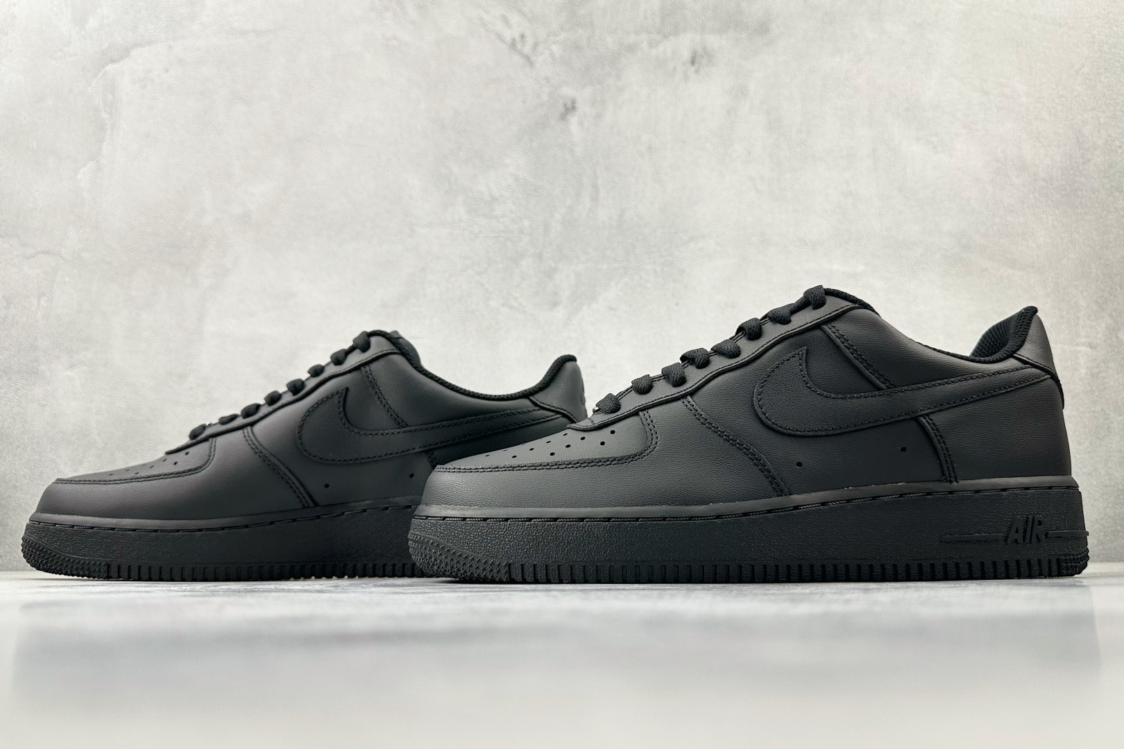 顶级纯原 完美复刻 Nike Air Force 1'07 黑色 黑武士货号：CW2288 001尺码：