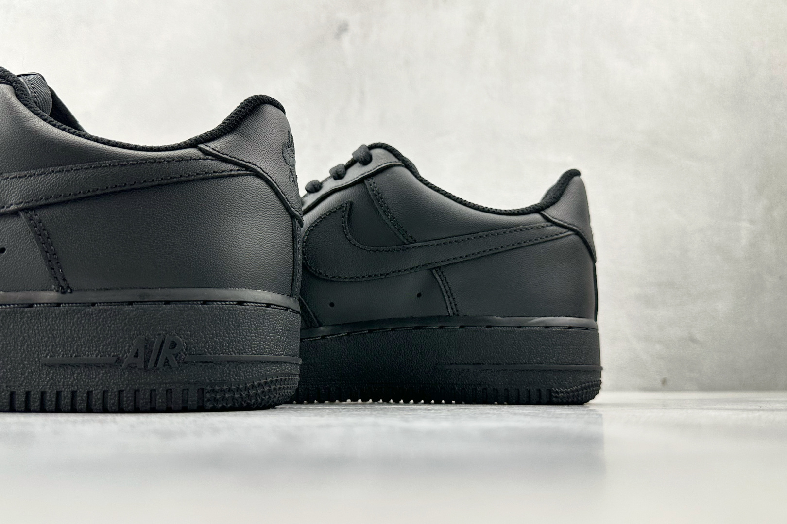 顶级纯原 完美复刻 Nike Air Force 1'07 黑色 黑武士货号：CW2288 001尺码：