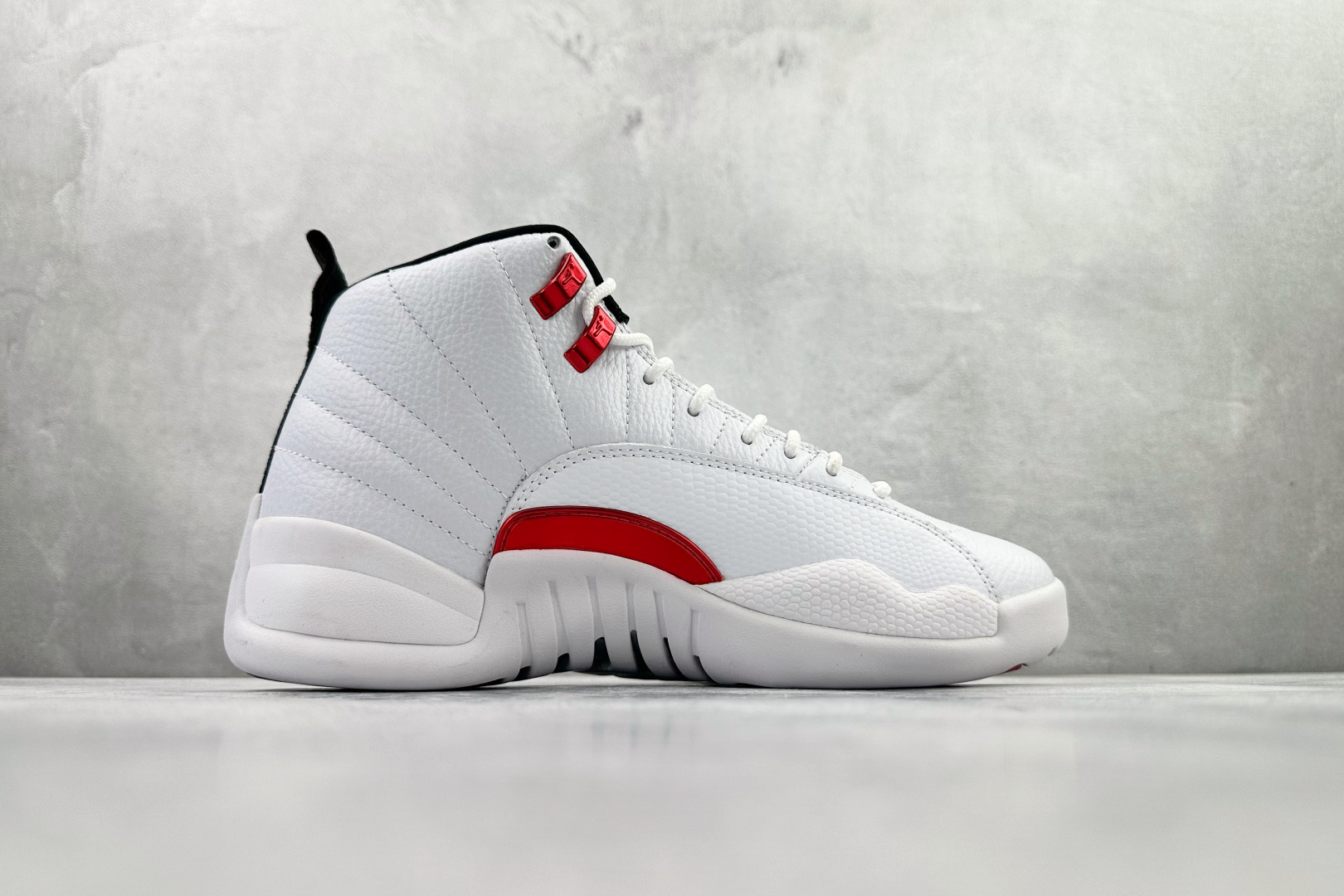 Jordan Air Jordan 12 retro ”twist” 白红 CT8013-106