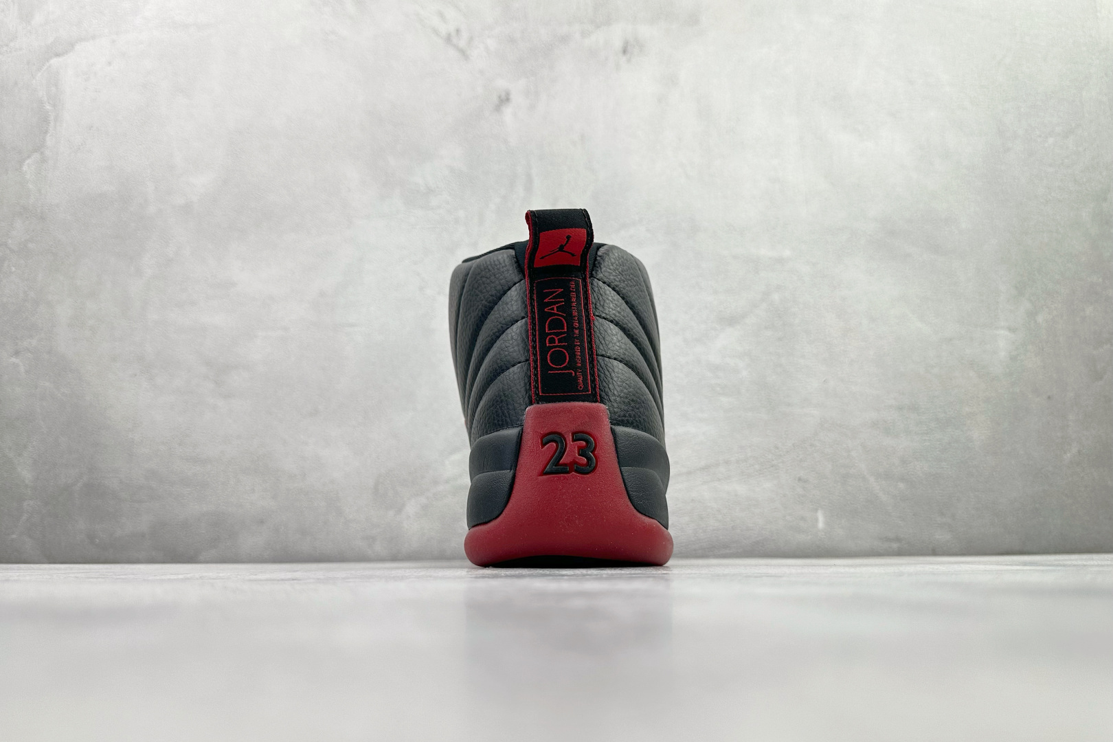 Jordan Air Jordan 12 Retro Flu Game “病倒”黑红色 2025年版 CT8013-002-莆田鞋,莆田鞋货源,高仿鞋,高仿鞋货源,安福档口,莆田高仿鞋,莆田鞋批发,高仿鞋批发,莆田高仿运动鞋,高仿运动鞋,莆田运动鞋 Jordan Air Jordan 12 Retro Flu Game “病倒”黑红色 2025年版 CT8013-002