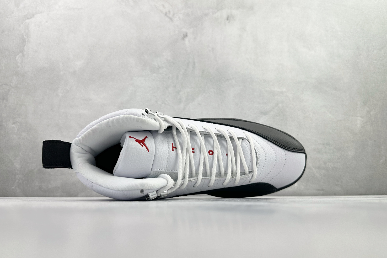 Jordan Air Jordan 12 ”Red Taxi” 白黑红 CT8013-162-莆田鞋,莆田鞋货源,高仿鞋,高仿鞋货源,安福档口,莆田高仿鞋,莆田鞋批发,高仿鞋批发,莆田高仿运动鞋,高仿运动鞋,莆田运动鞋 Jordan Air Jordan 12 ”Red Taxi” 白黑红 CT8013-162