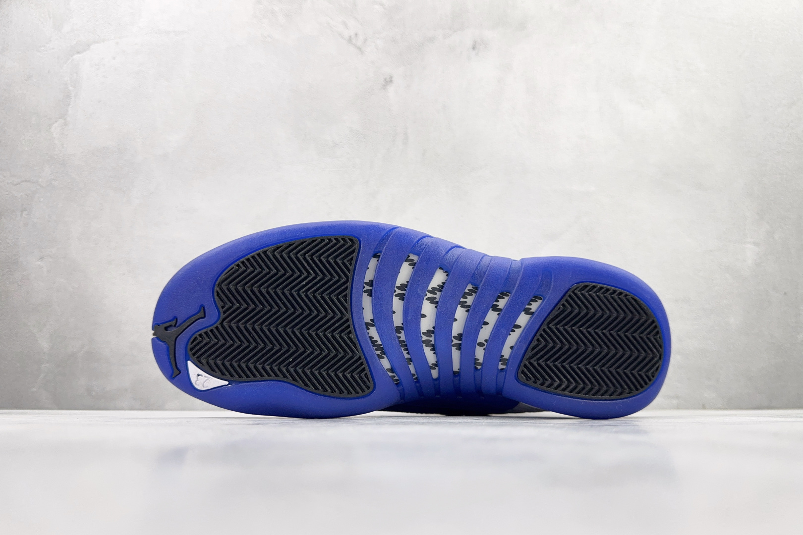 Jordan Air Jordan 12 白蓝 CT8013-140 Jordan Air Jordan 12 白蓝 CT8013-140