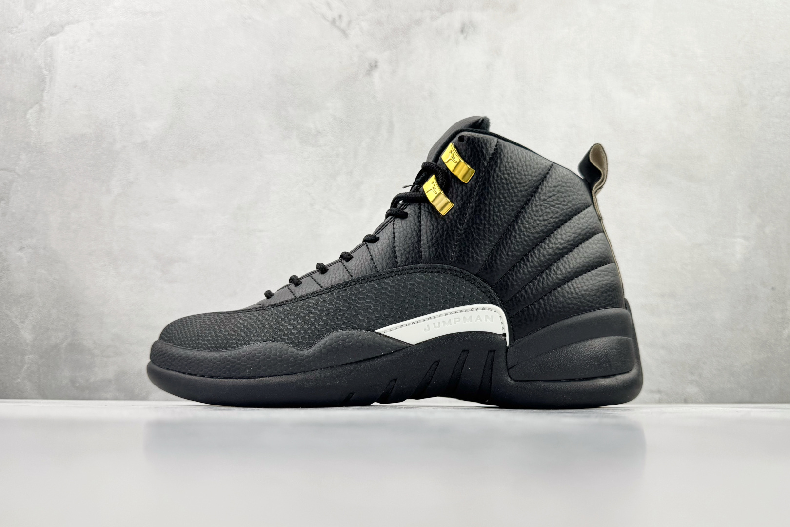 Jordan Air Jordan 12 Retro 黑金 130690-013
