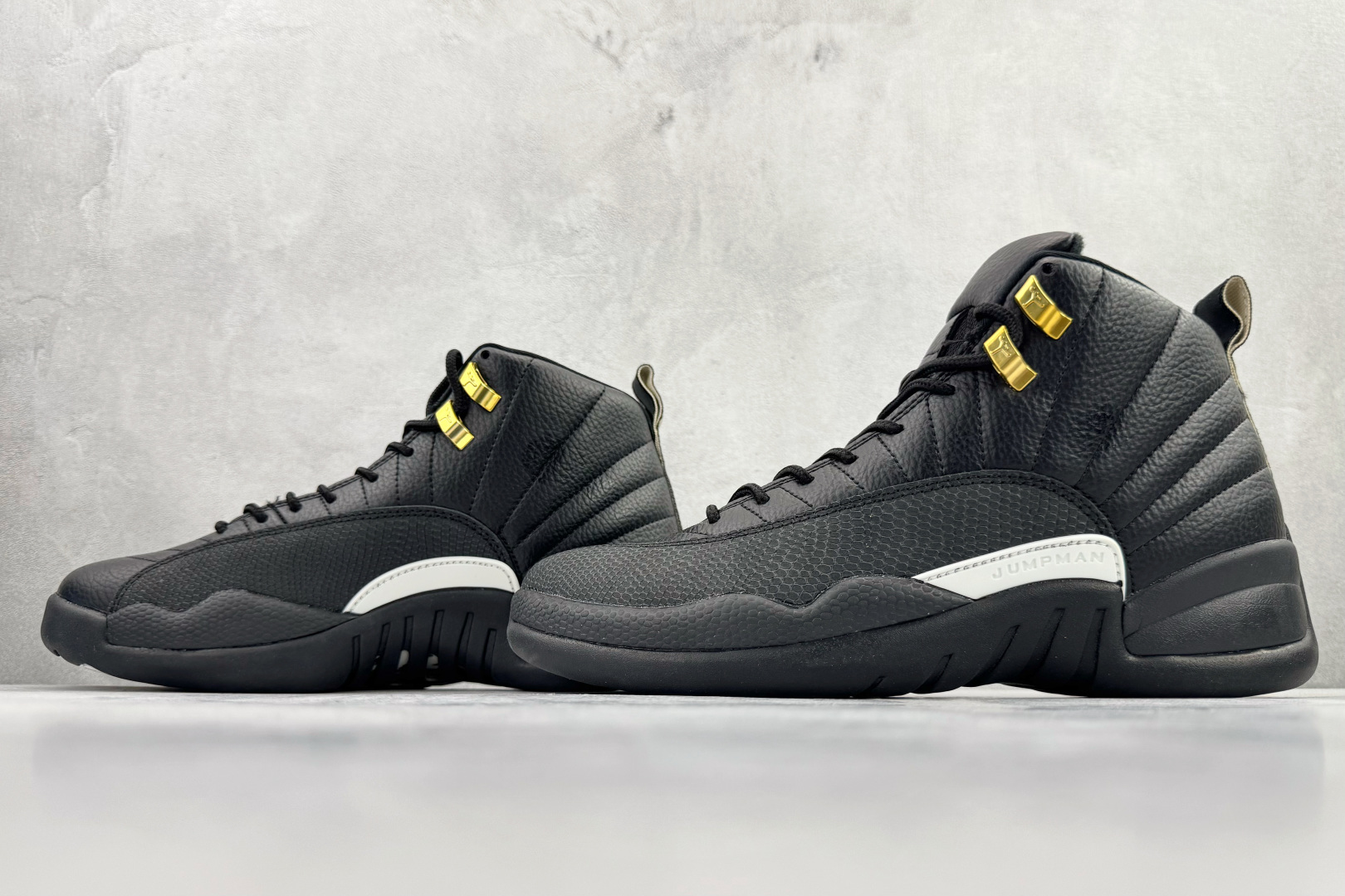 Jordan Air Jordan 12 Retro 黑金 130690-013