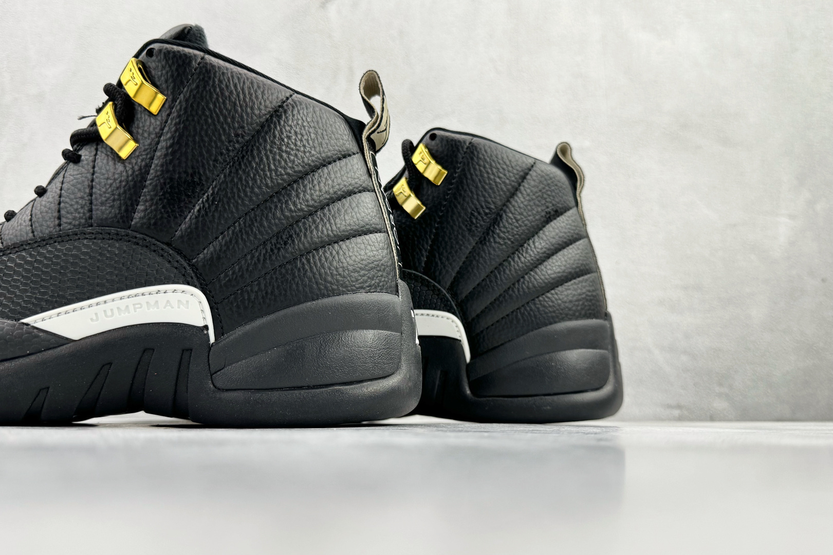 Jordan Air Jordan 12 Retro 黑金 130690-013