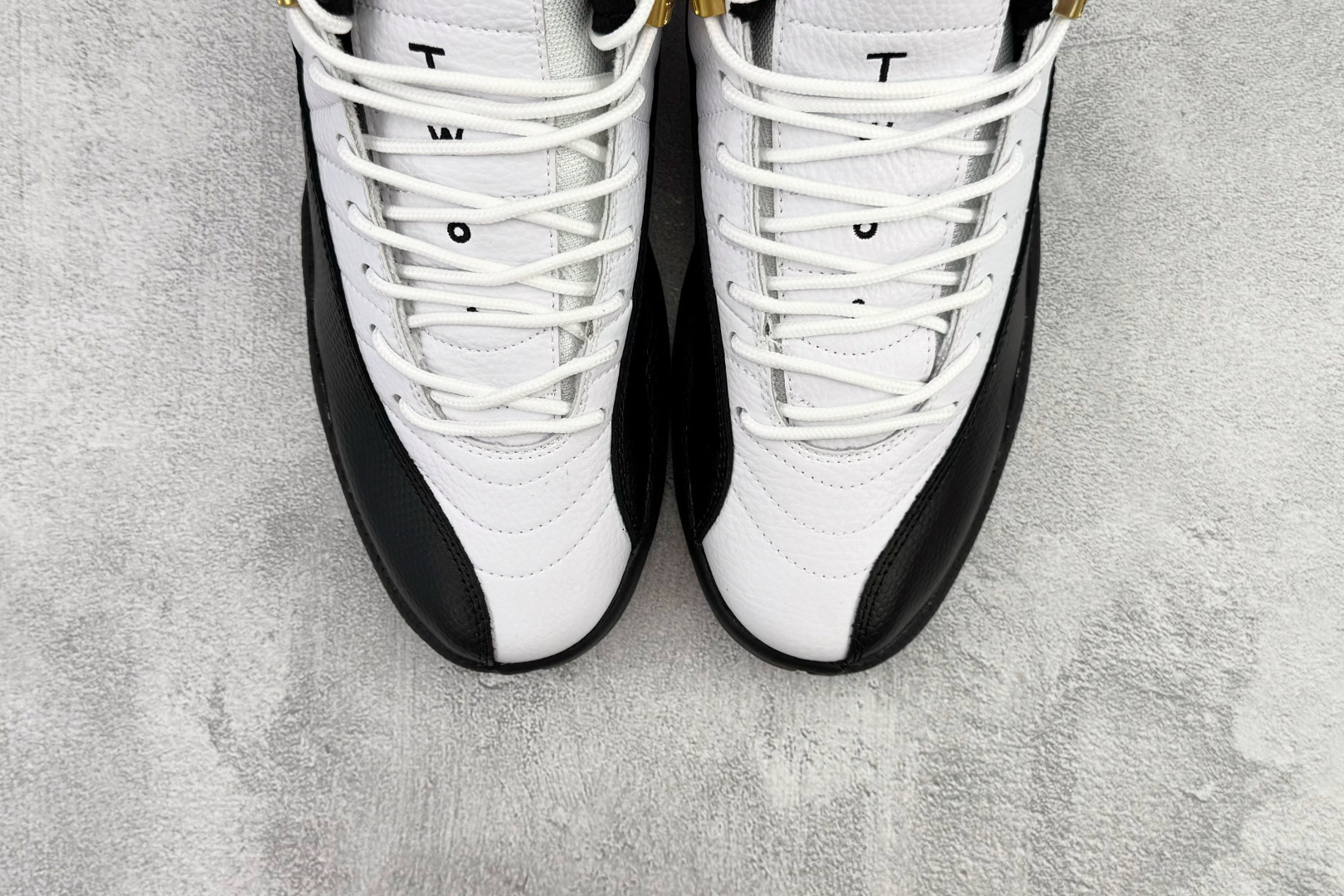 Jordan Air Jordan 12 Retro 白黑 CT8013-117 Jordan Air Jordan 12 Retro 白黑 CT8013-117