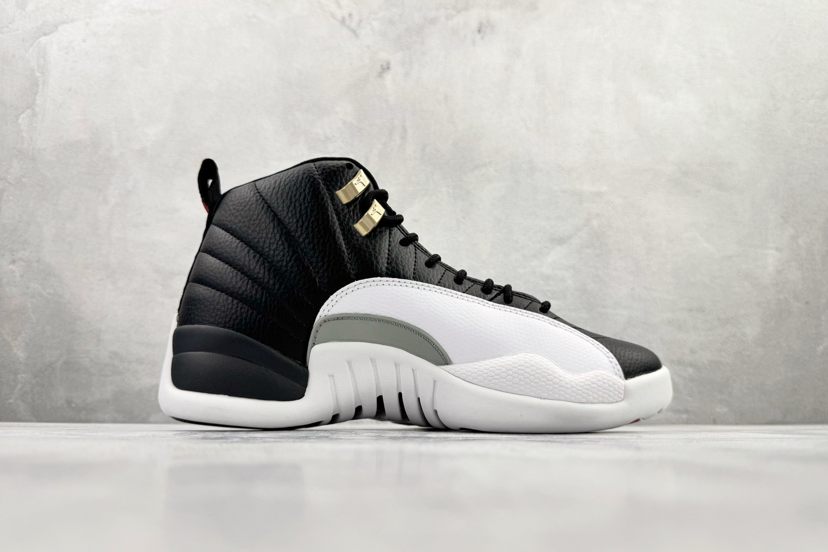 Jordan Air Jordan 12 白黑 ct8013-006 Jordan Air Jordan 12 白黑 ct8013-006